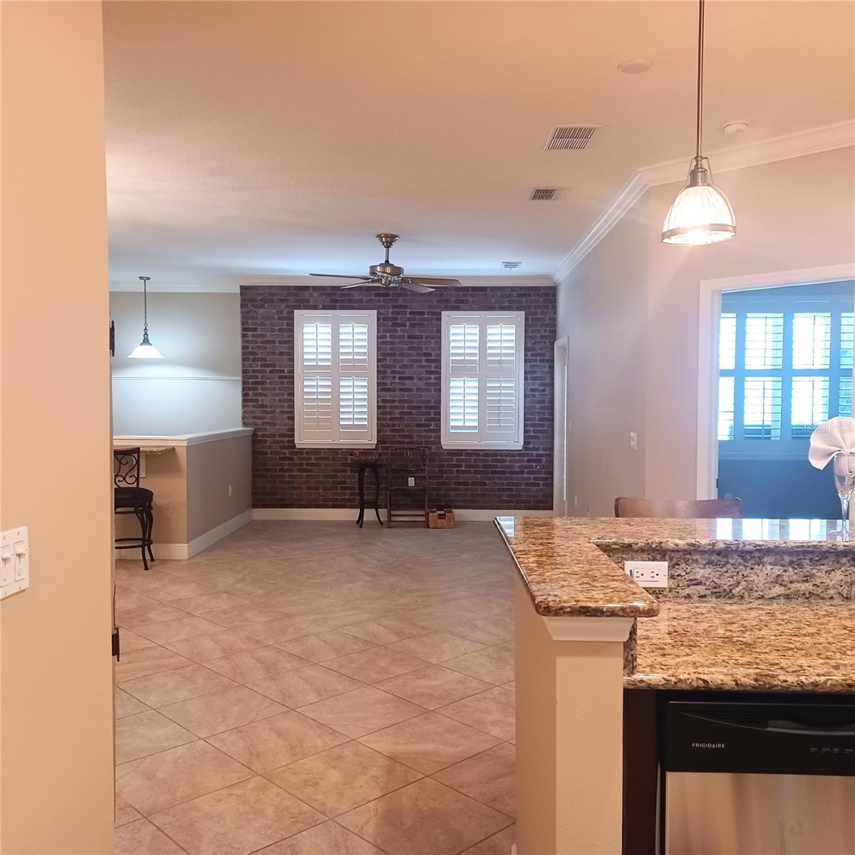 80 Riverview Bnd S #822 Property Photo 12