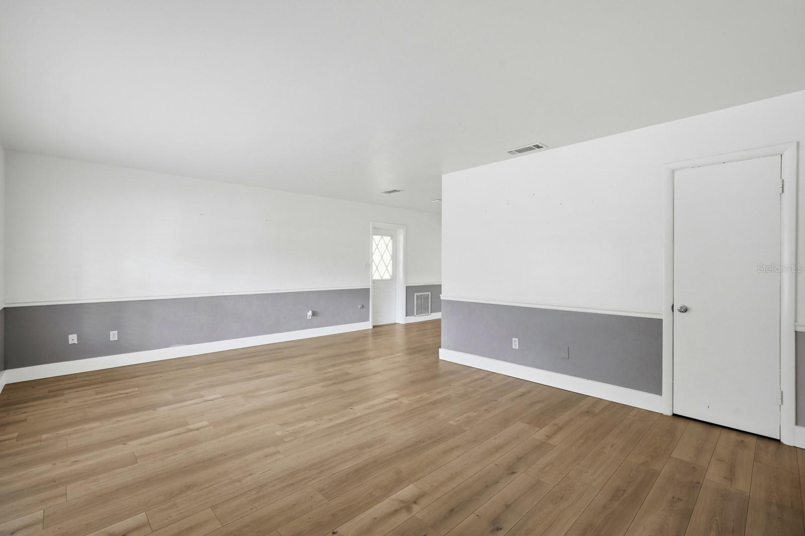 133 Crestwood Ave Property Photo 8