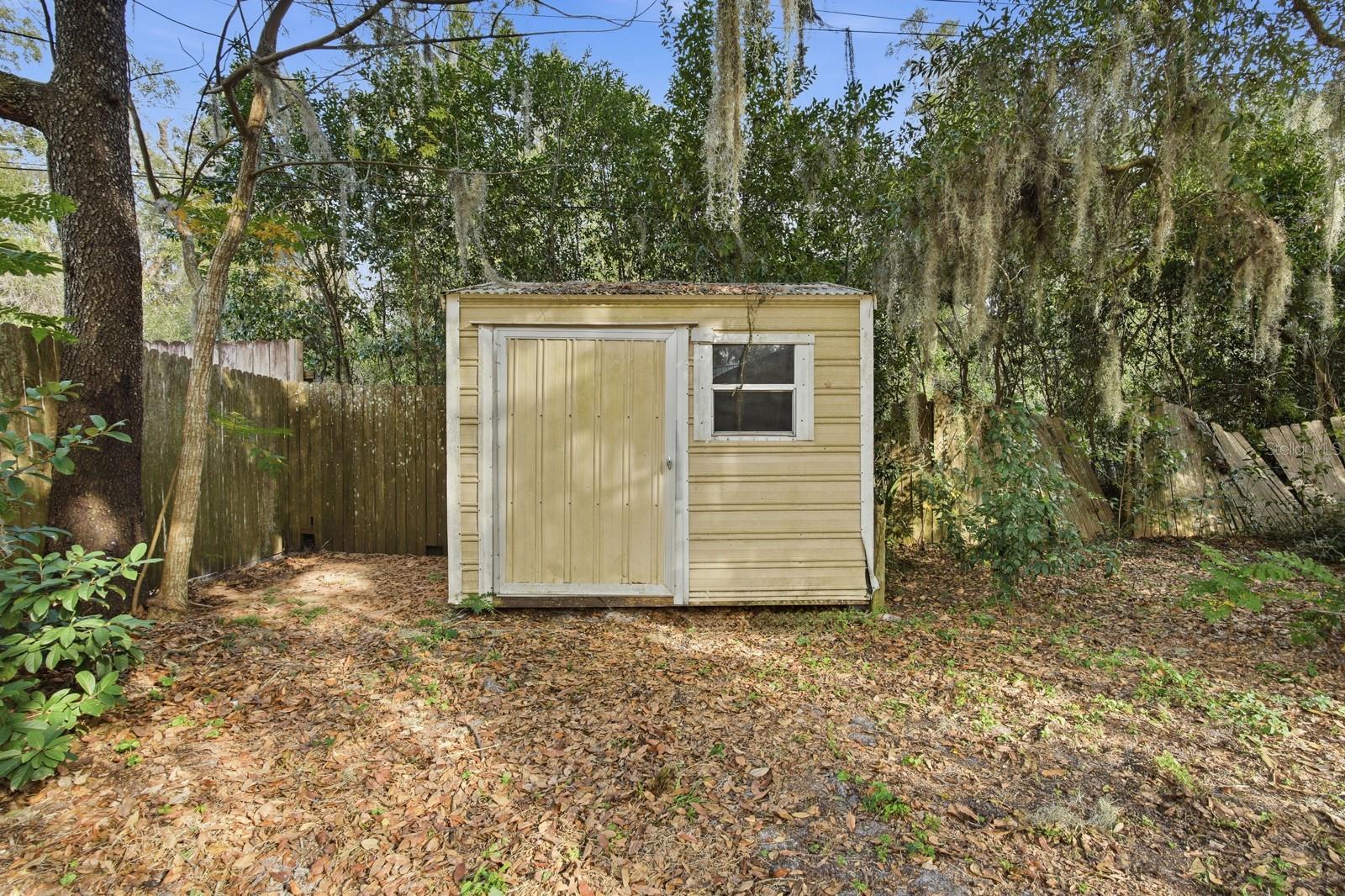 133 Crestwood Ave Property Photo 33