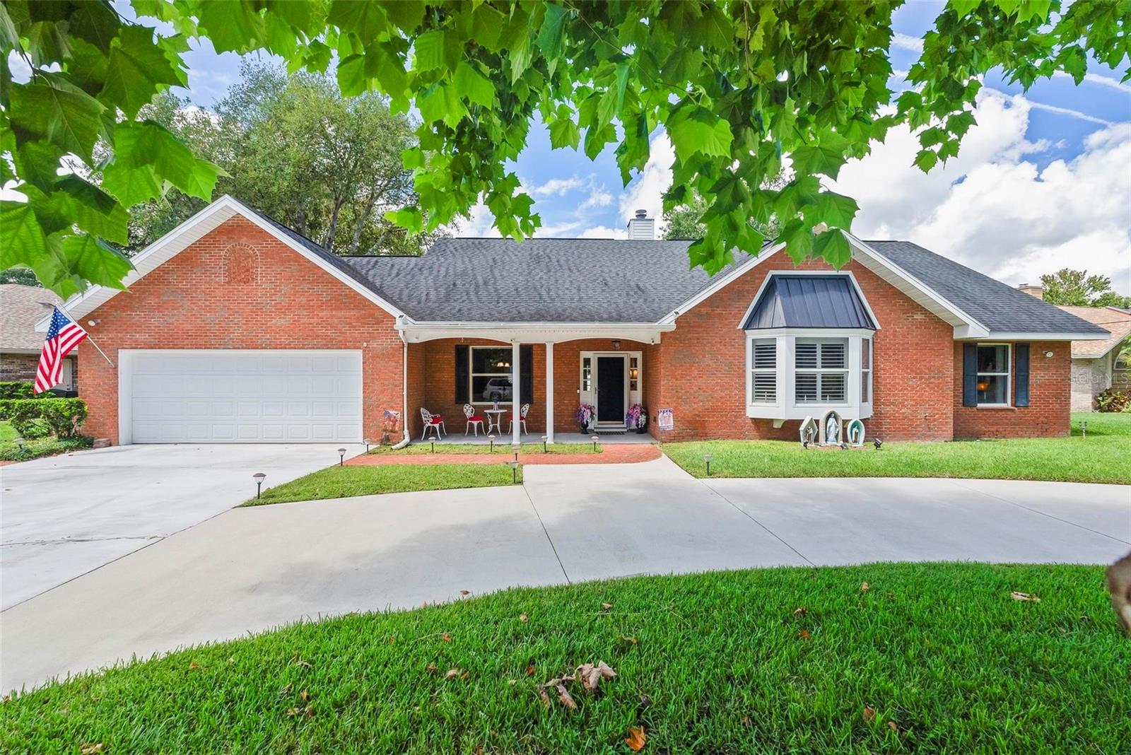 27 WINDING CREEK WAY Property Photo 1