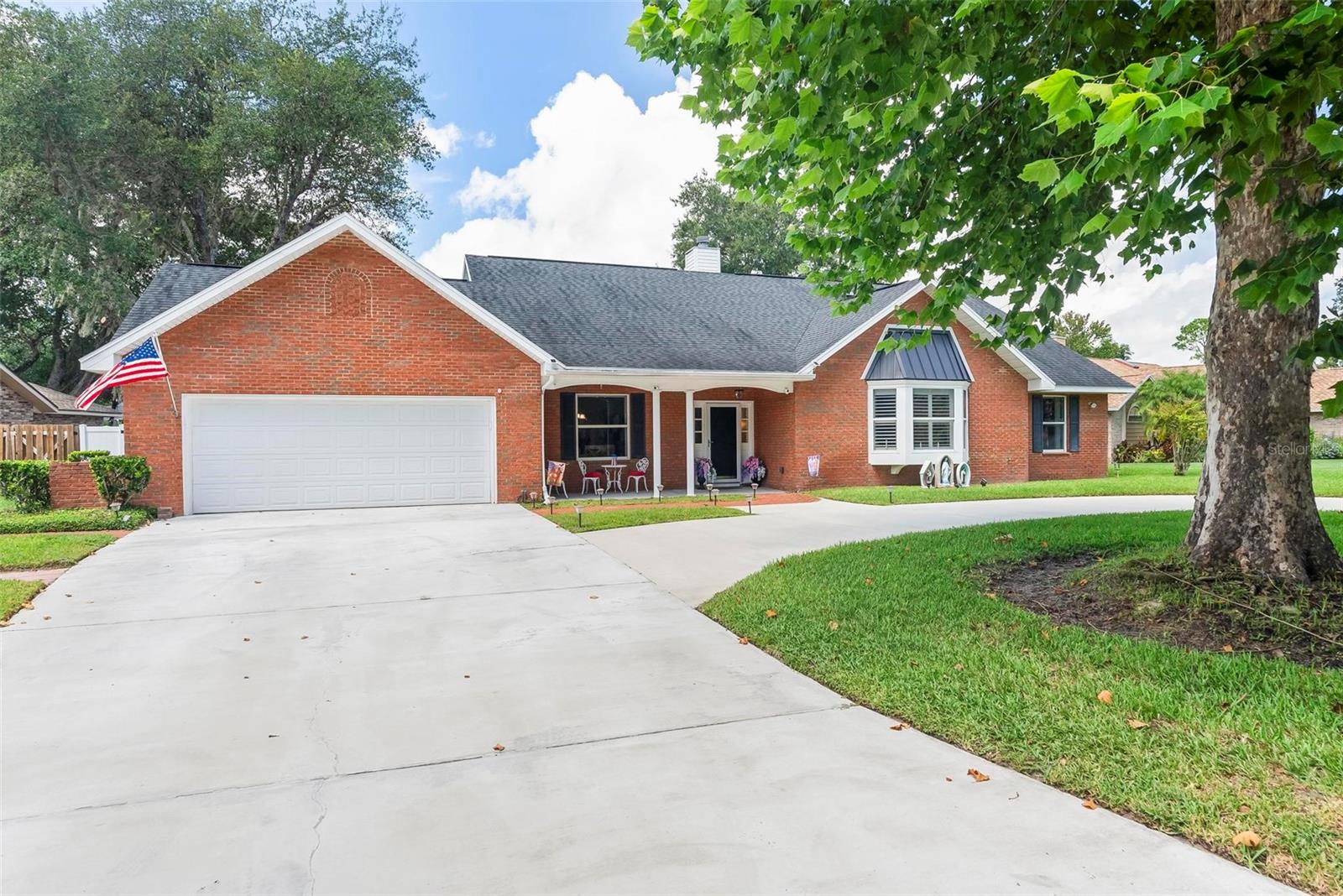27 Winding Creek Way Property Photo 2