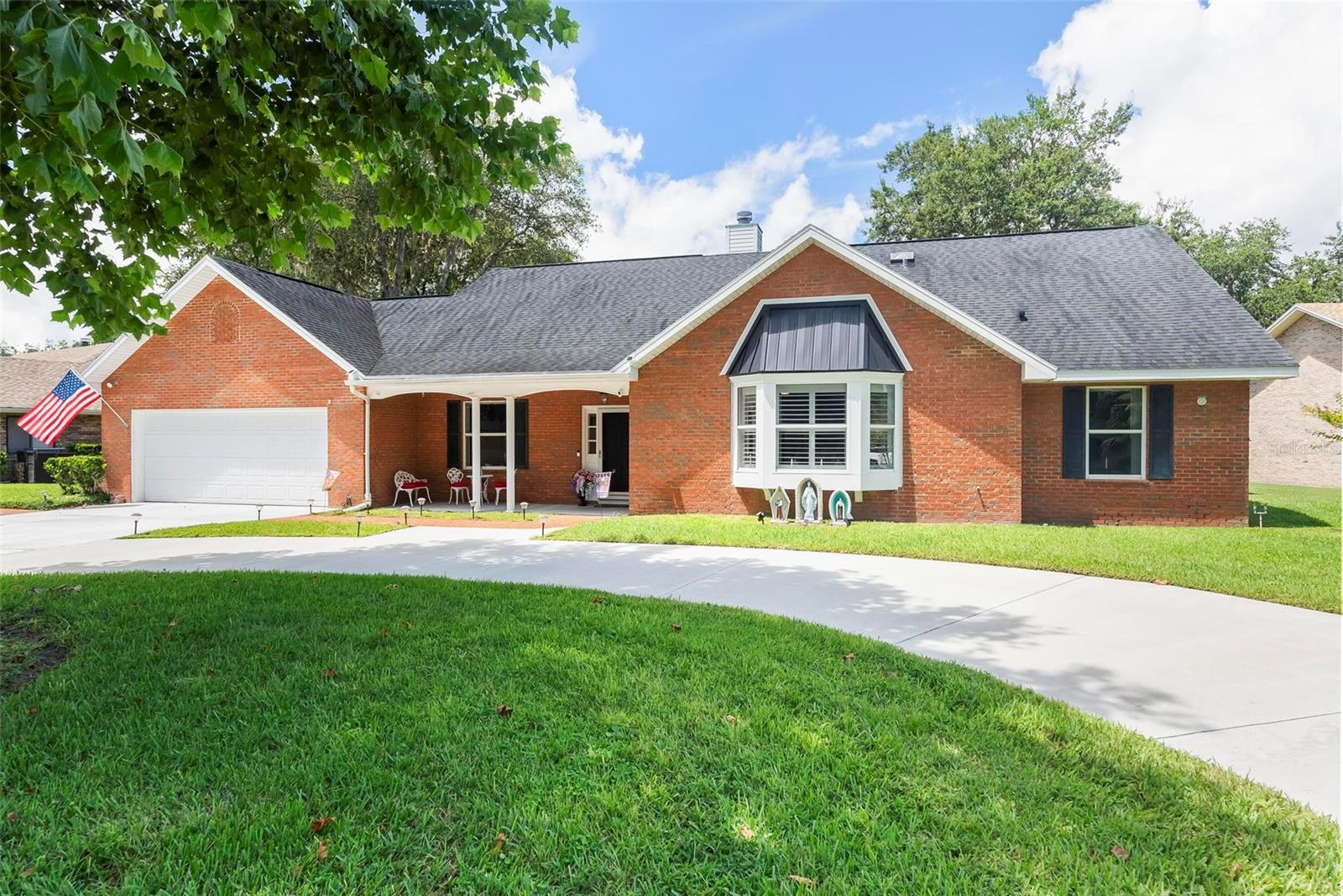 27 Winding Creek Way Property Photo 3