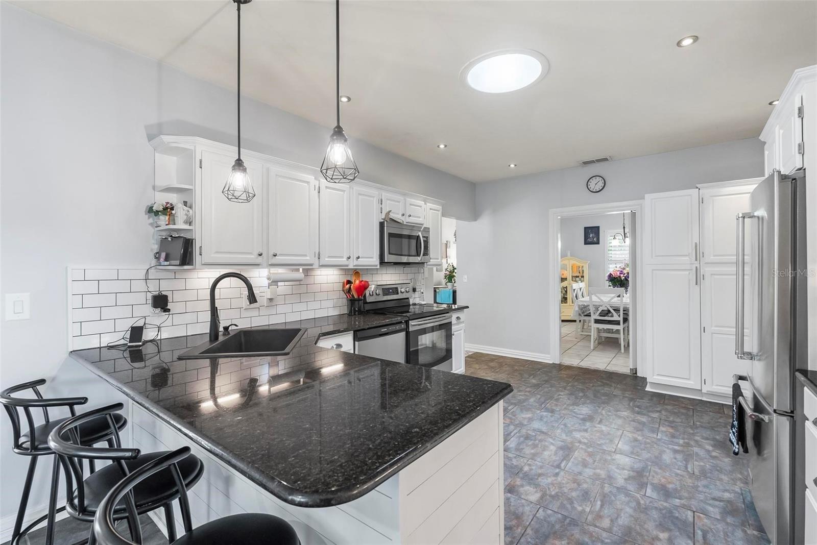 27 Winding Creek Way Property Photo 18