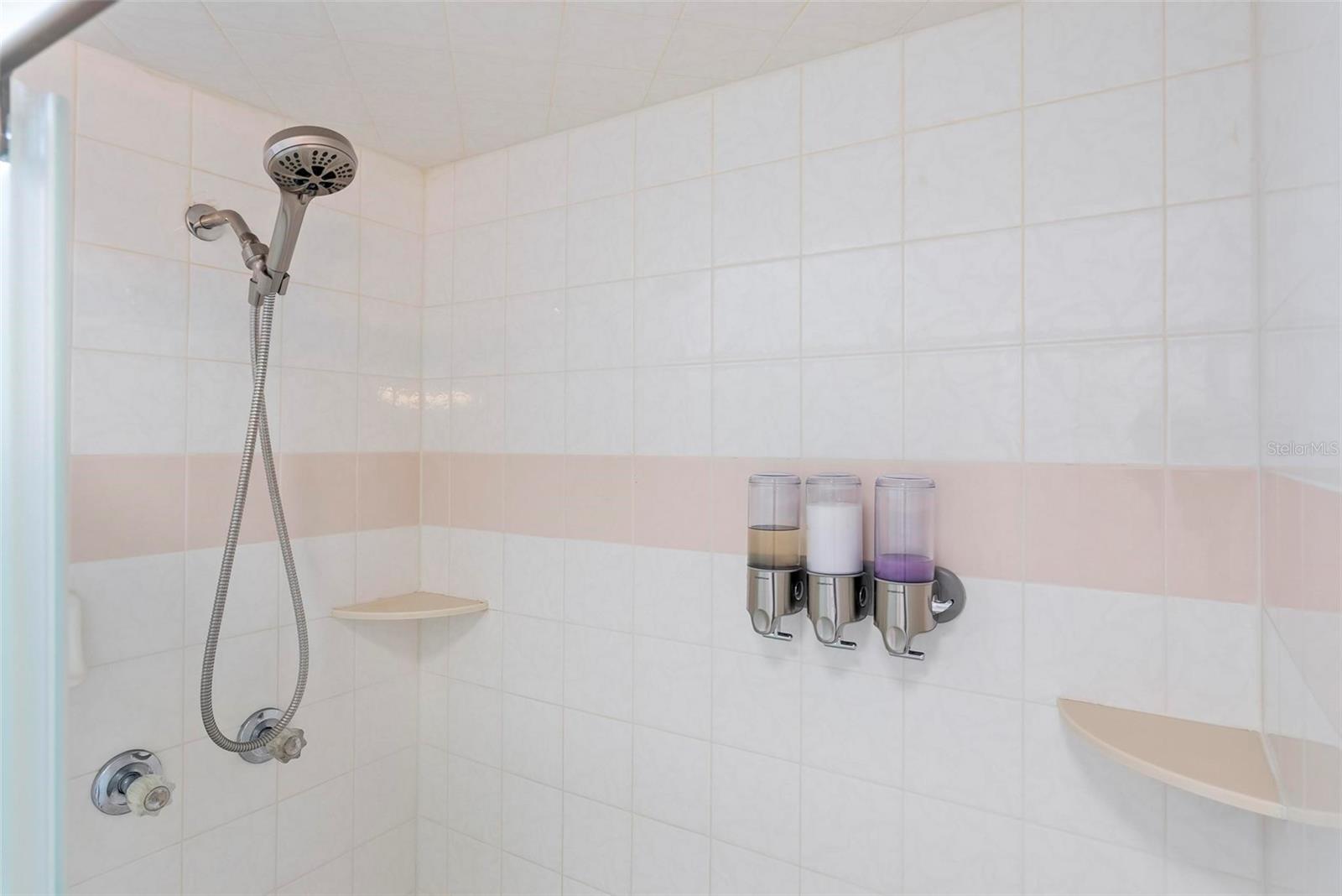 27 Winding Creek Way Property Photo 34