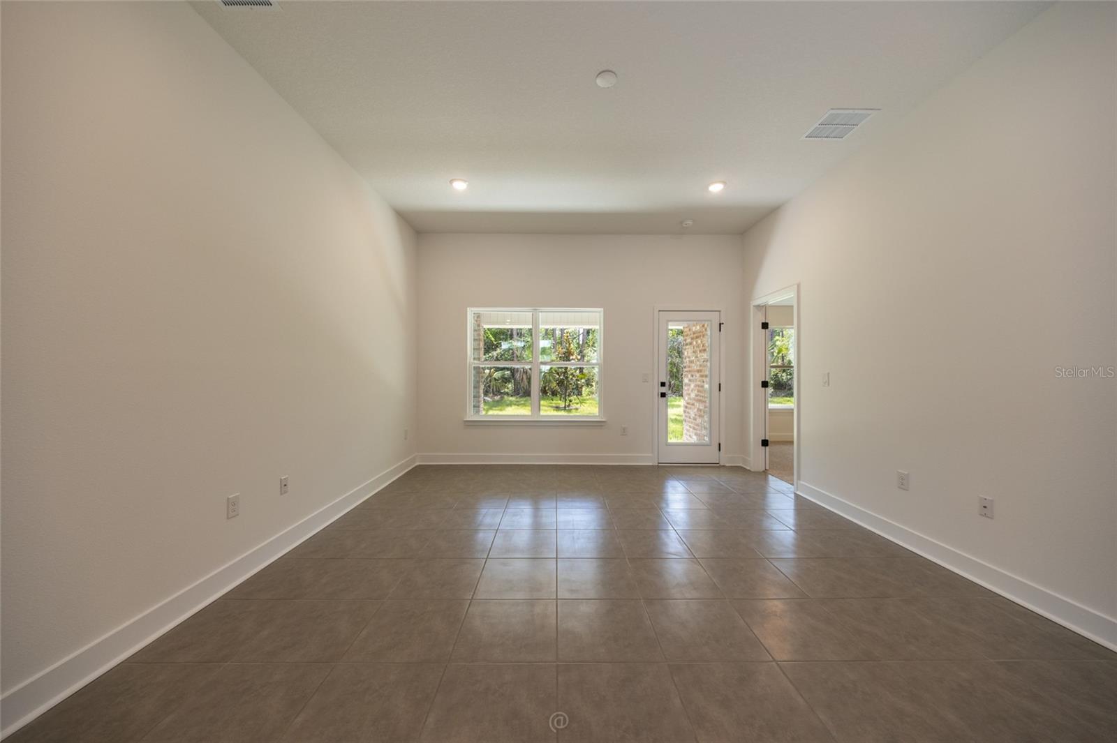 77 Pickering Dr Property Photo 10