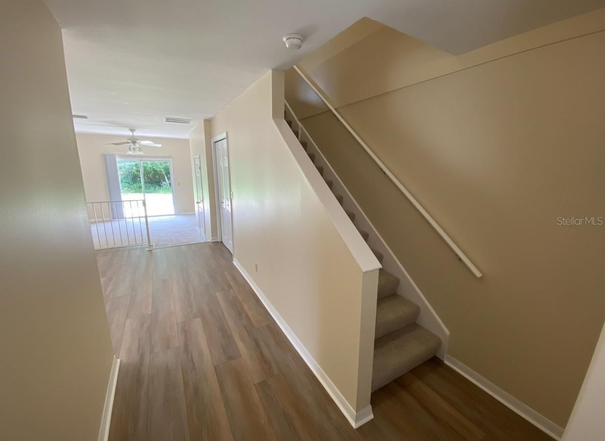 23 Regent Ln #a&b Property Photo 11