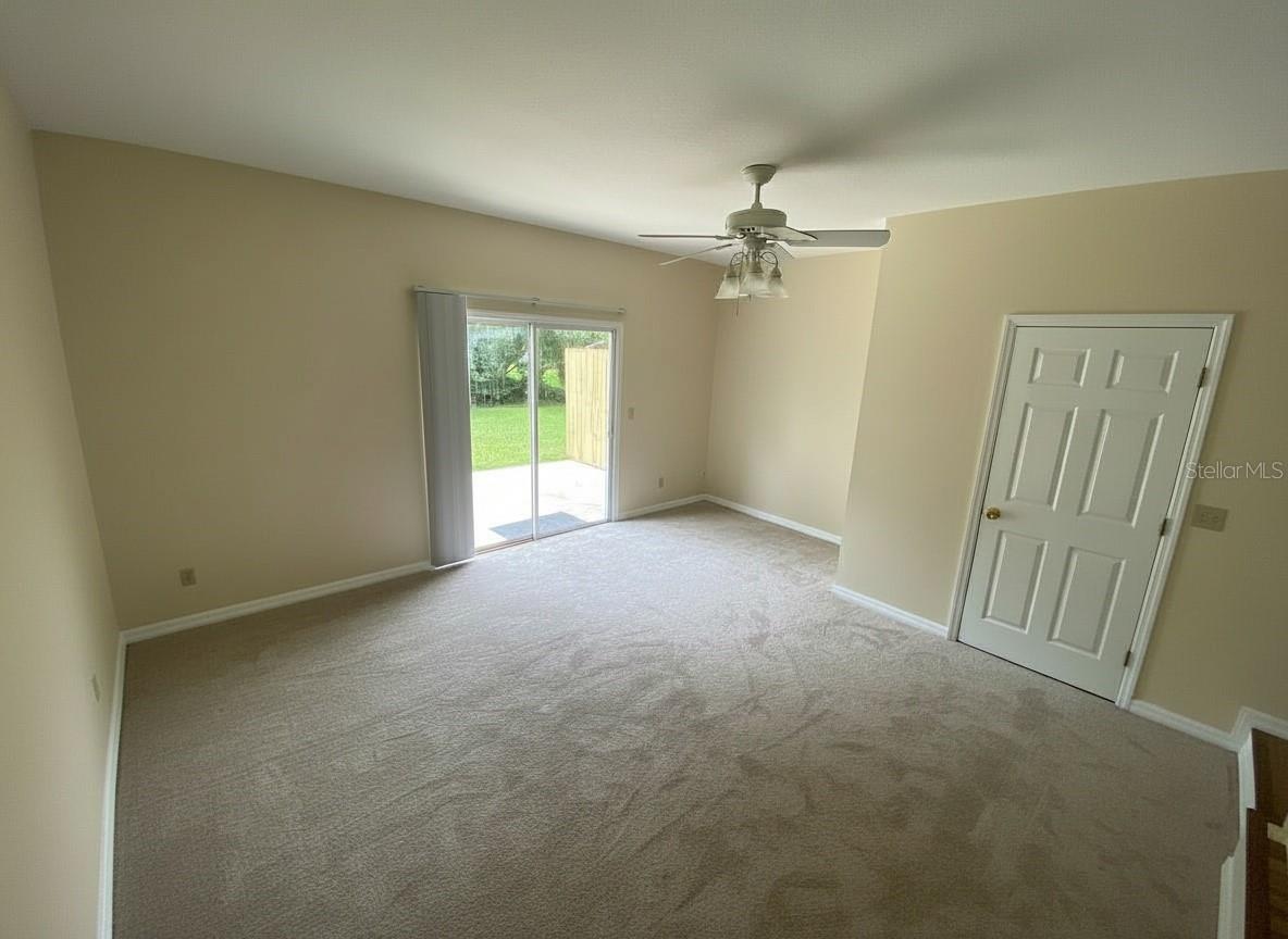 23 Regent Ln #a&b Property Photo 14