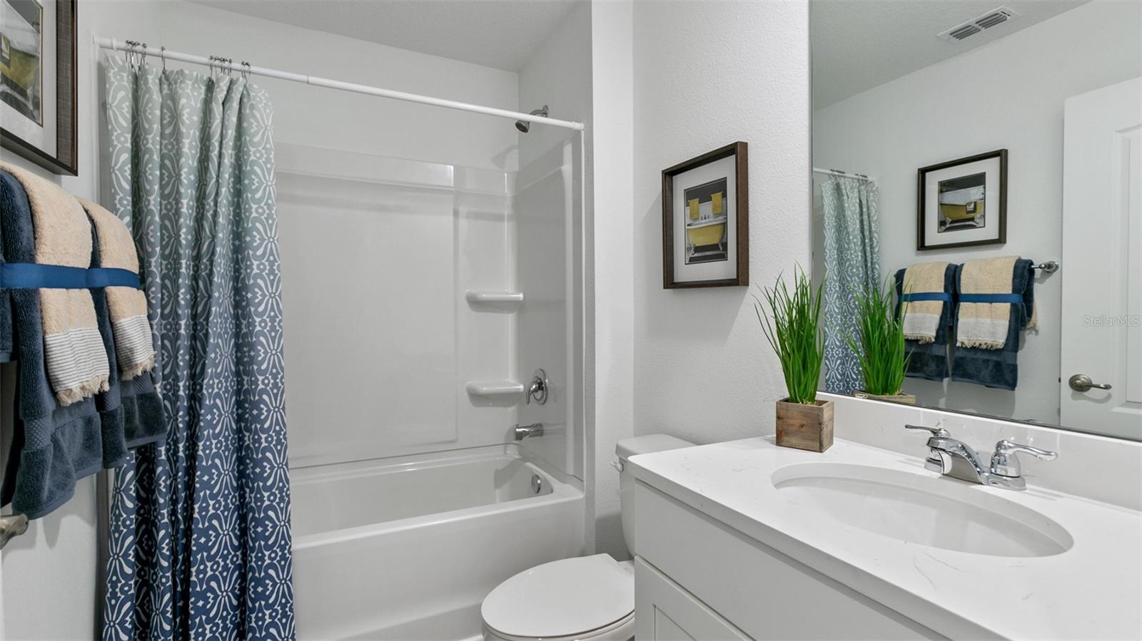 29 Green Cir Property Photo 8