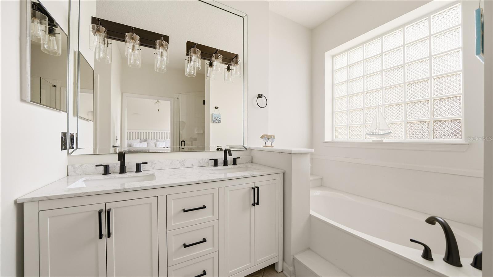 705 Augusta Cir #705 Property Photo 22
