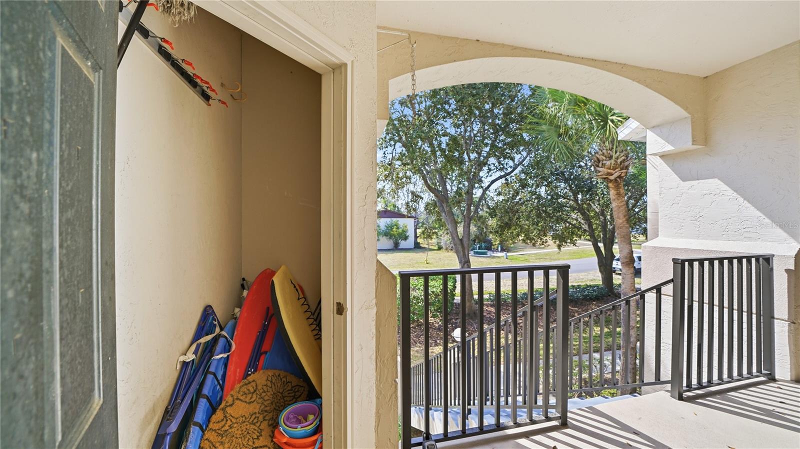 705 Augusta Cir #705 Property Photo 35