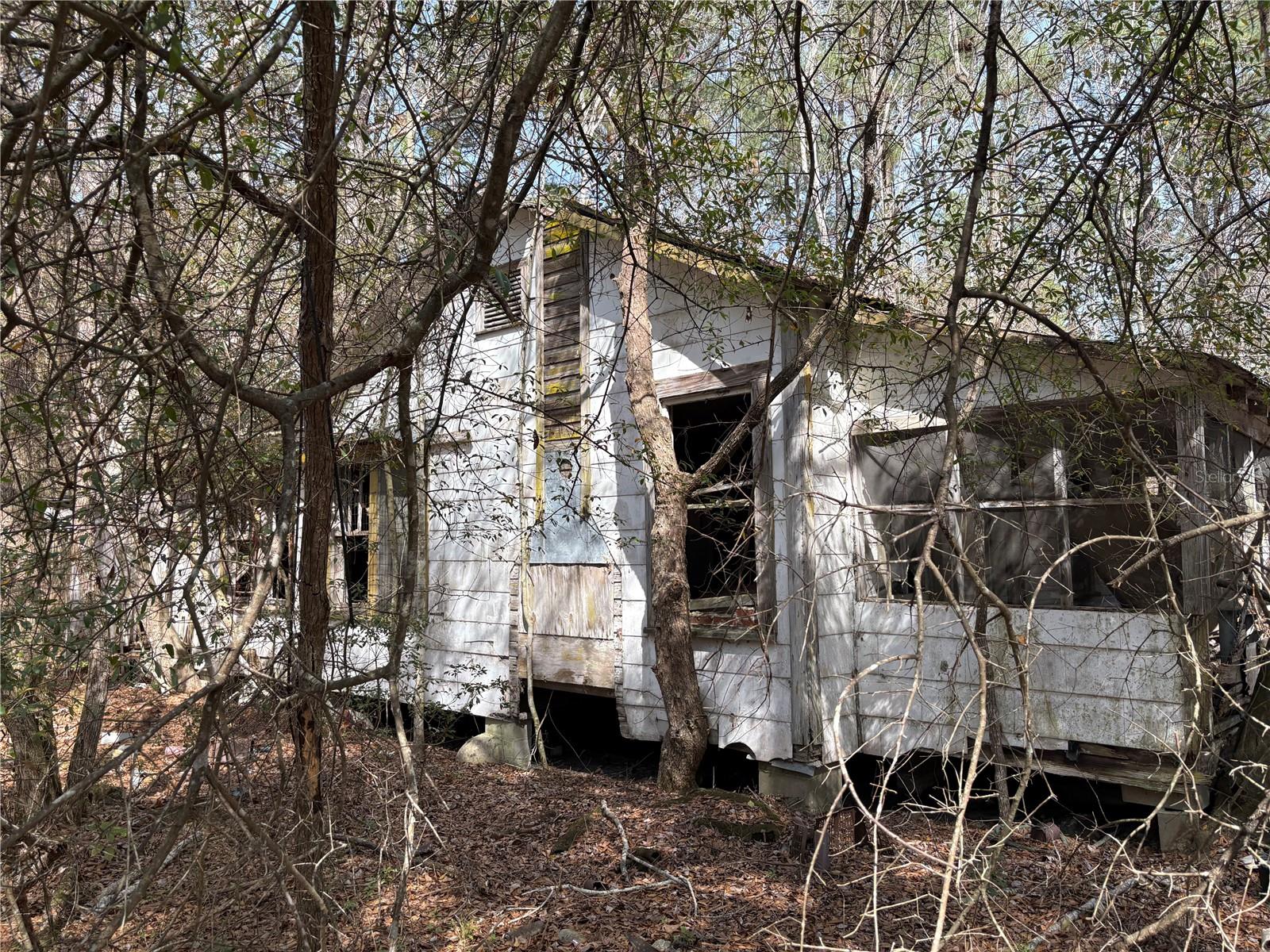 4385 Bondarenko Rd Property Photo 6