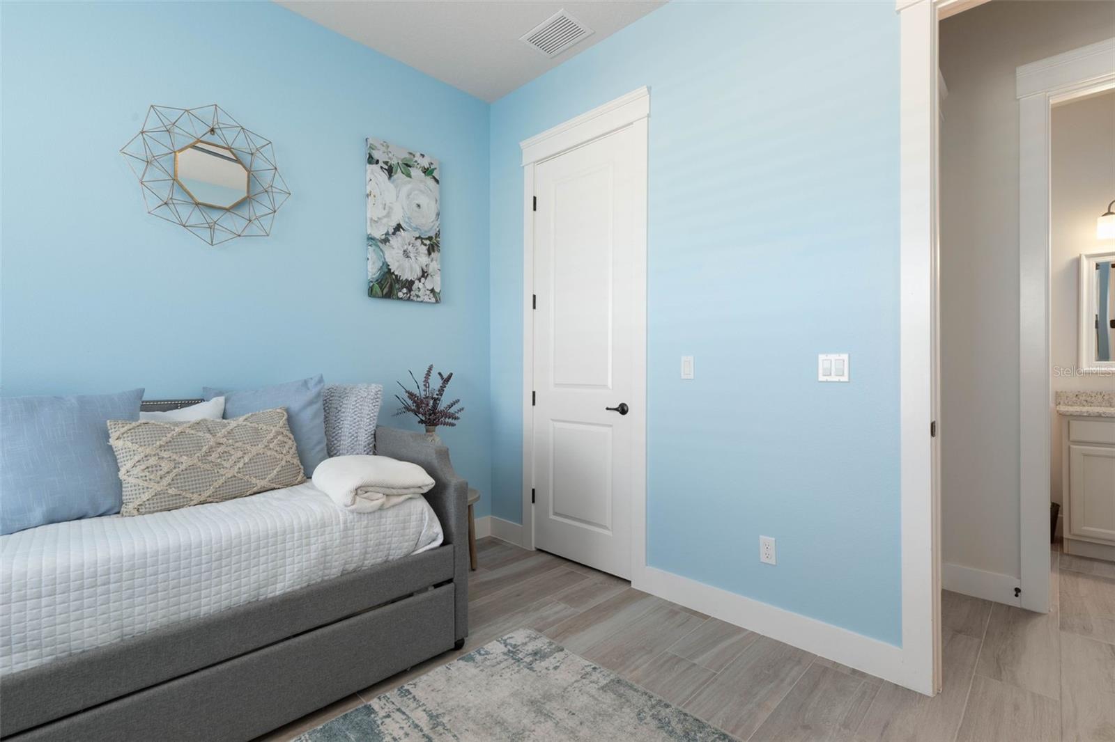 122 Del Palma Dr Property Photo 42