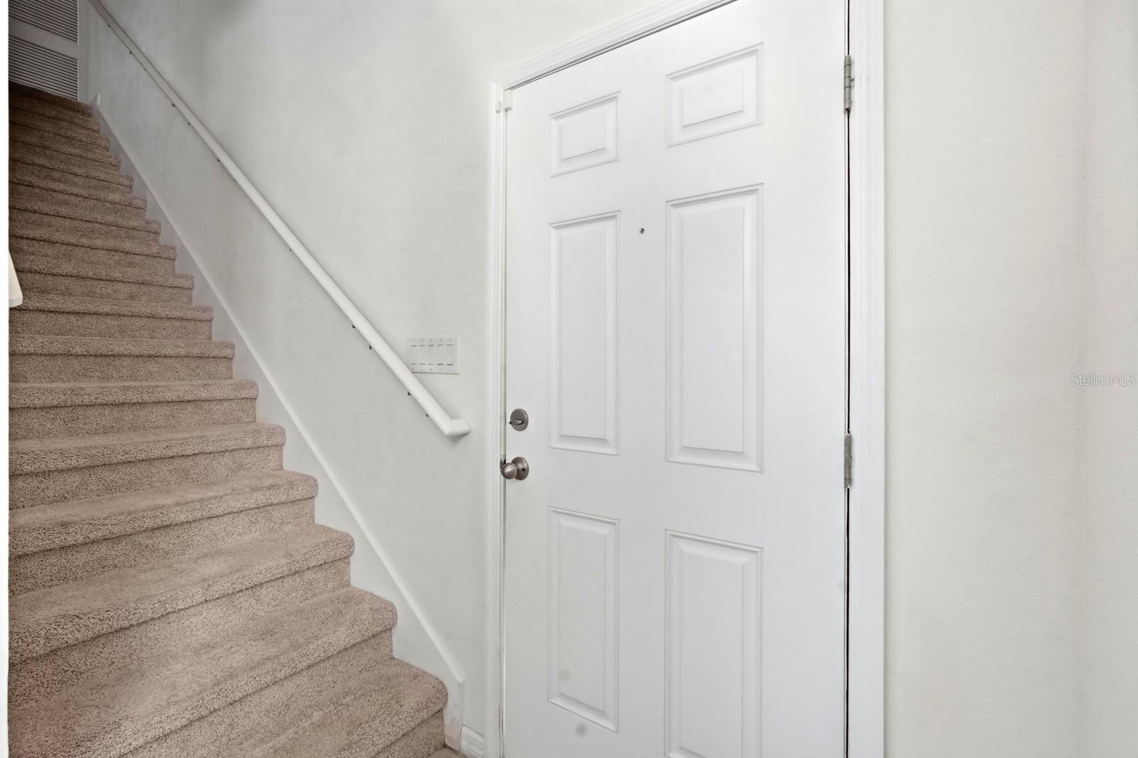 1680 Coulter Ln Property Photo 15
