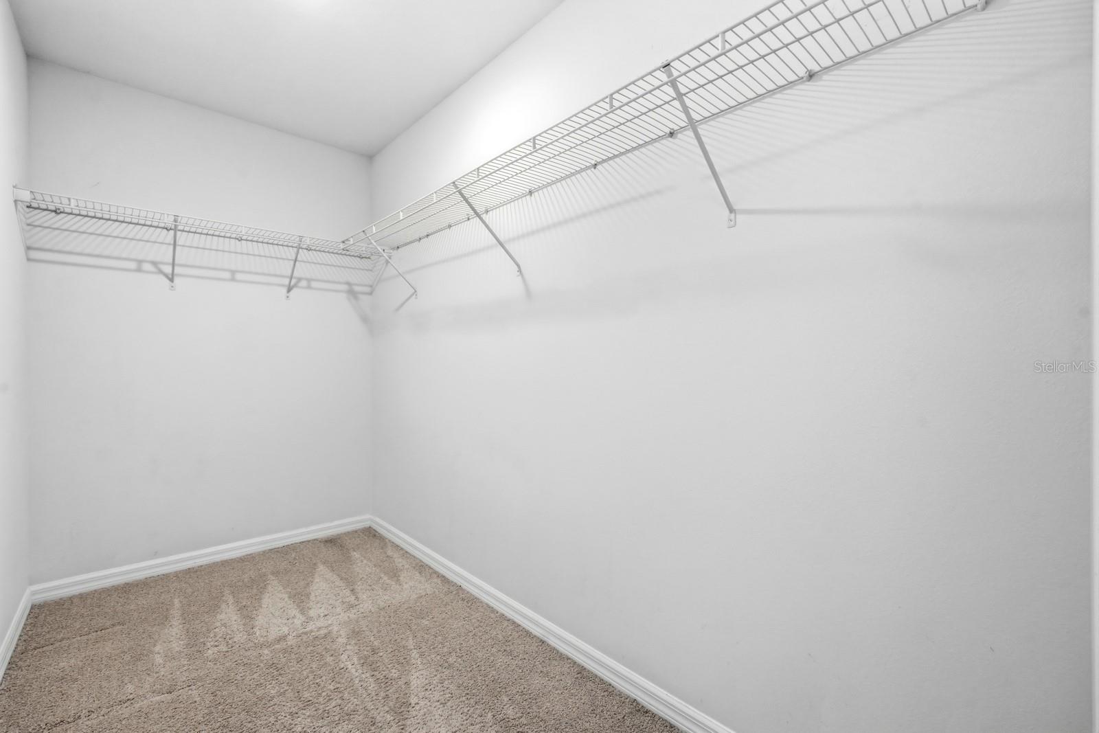 1680 Coulter Ln Property Photo 21