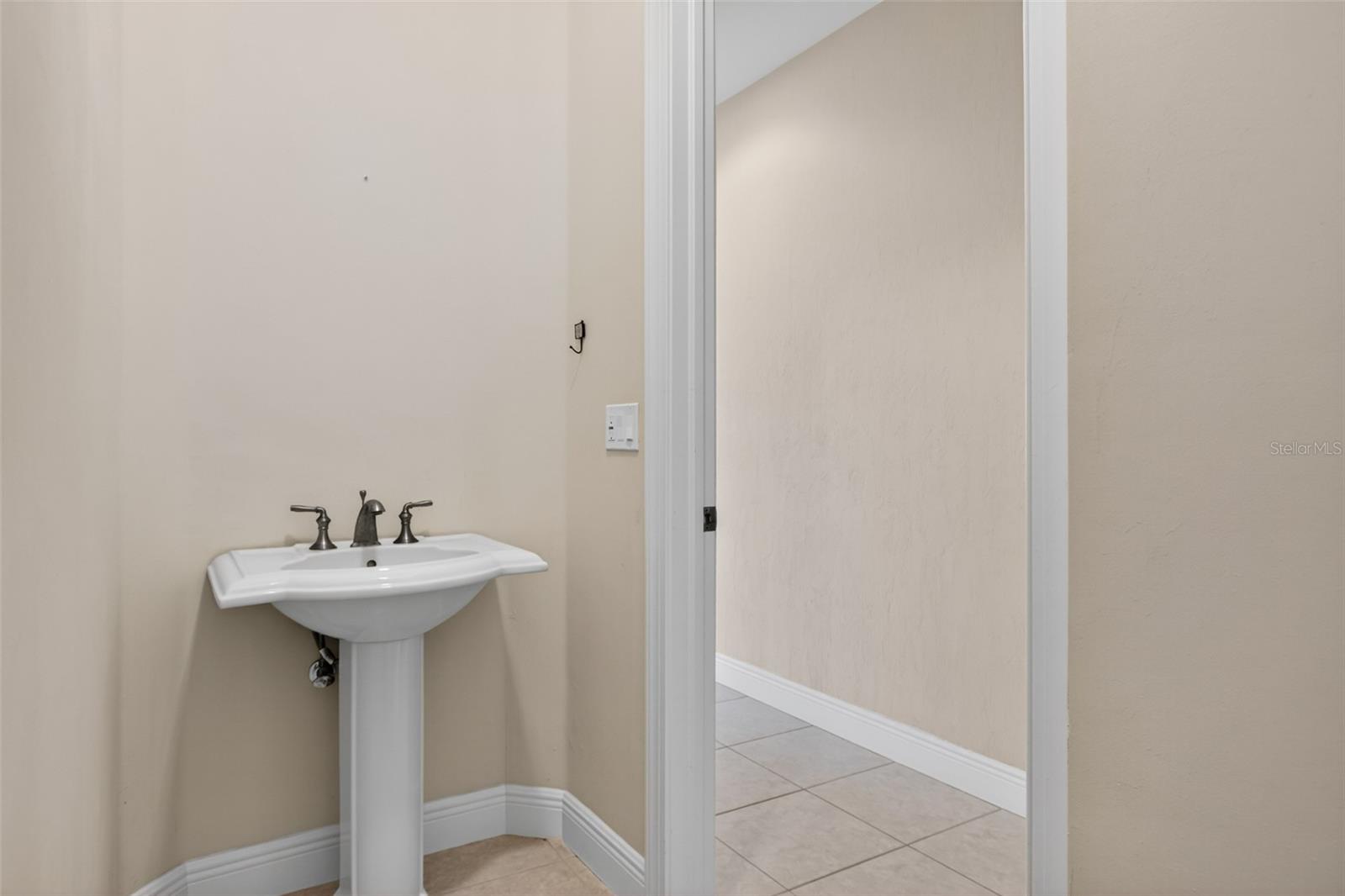 160 Avenue De La Mer #1903 Property Photo 14
