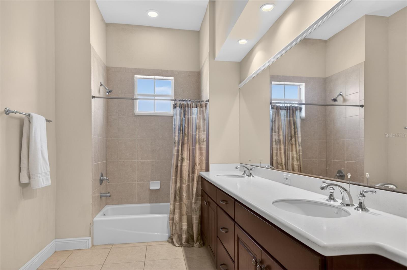 160 Avenue De La Mer #1903 Property Photo 21