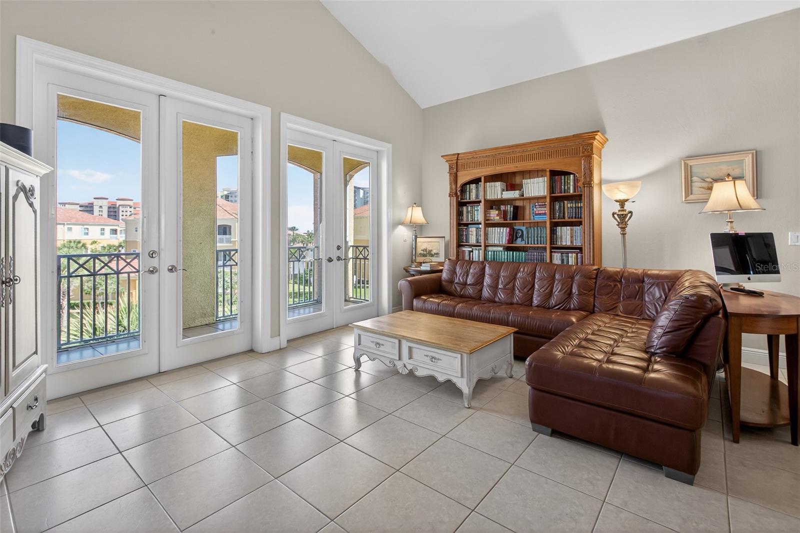 160 Avenue De La Mer #1903 Property Photo 44