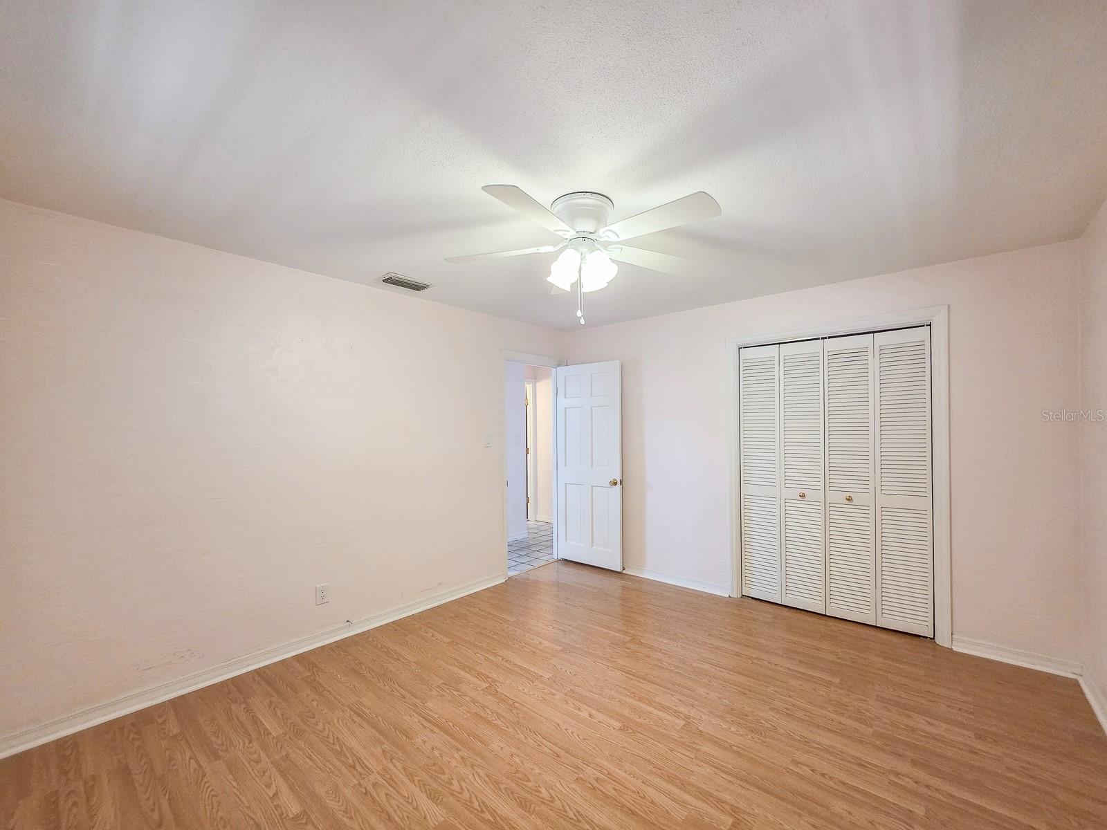 304 Palm Cir Property Photo 23