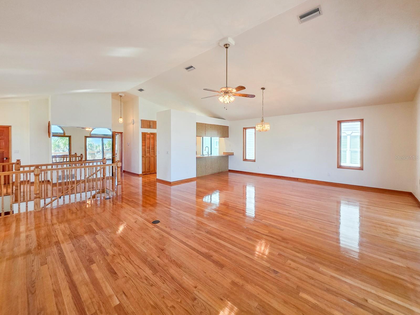 2652 S Ocean Shore Blvd Property Photo 14