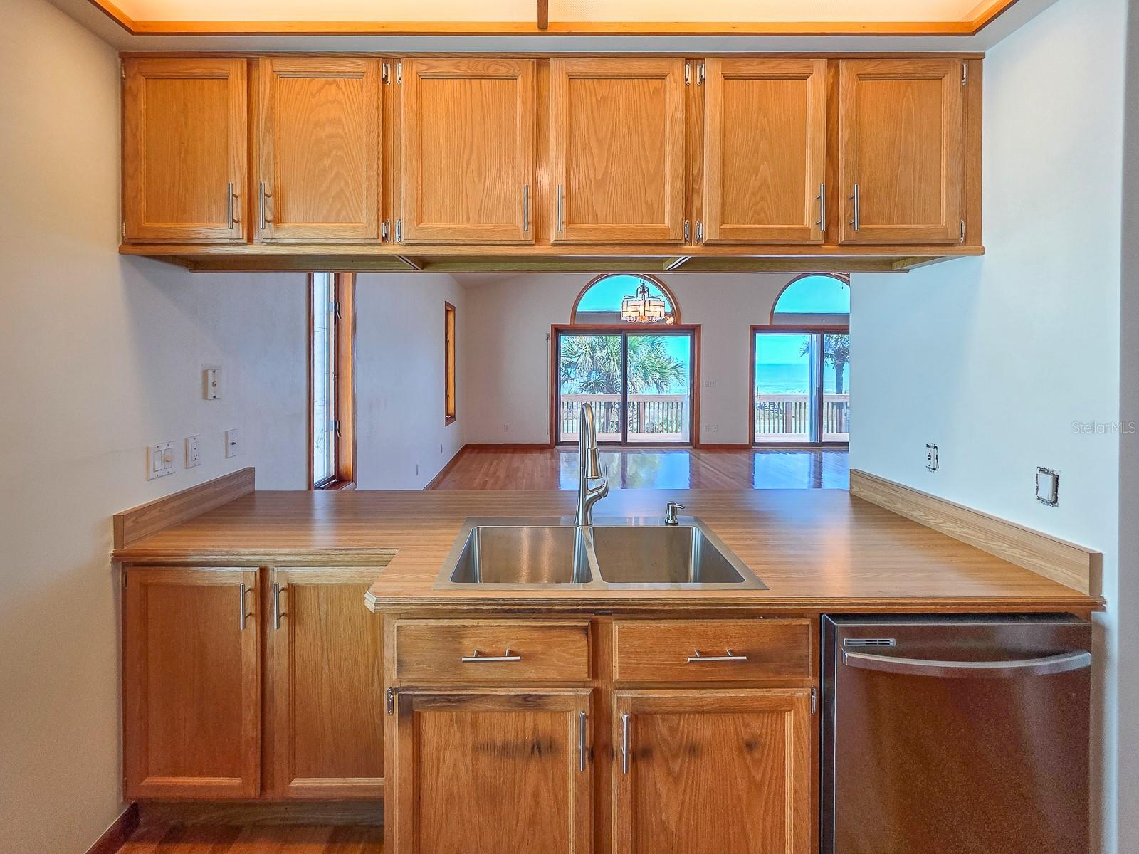 2652 S Ocean Shore Blvd Property Photo 19