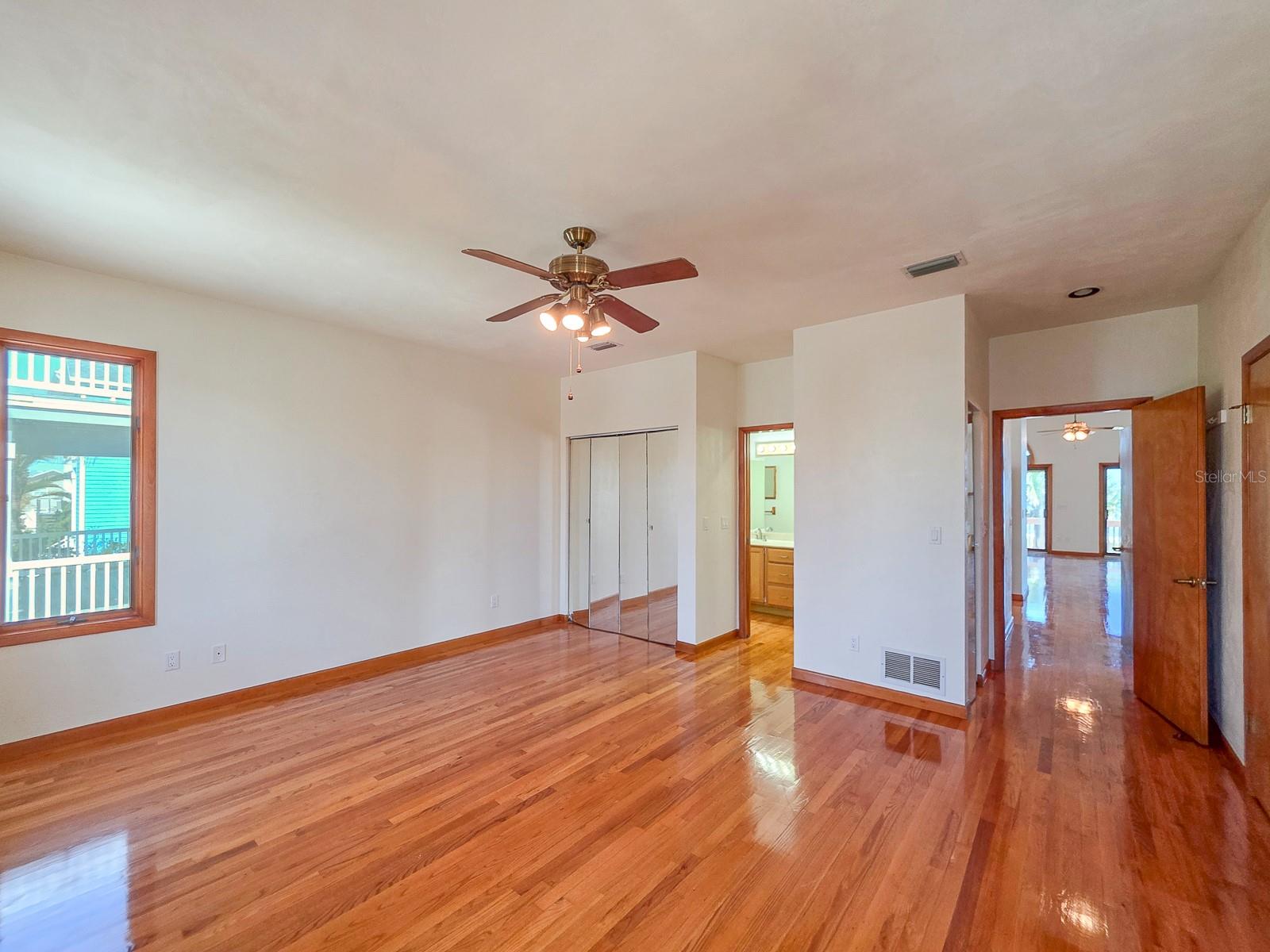 2652 S Ocean Shore Blvd Property Photo 24