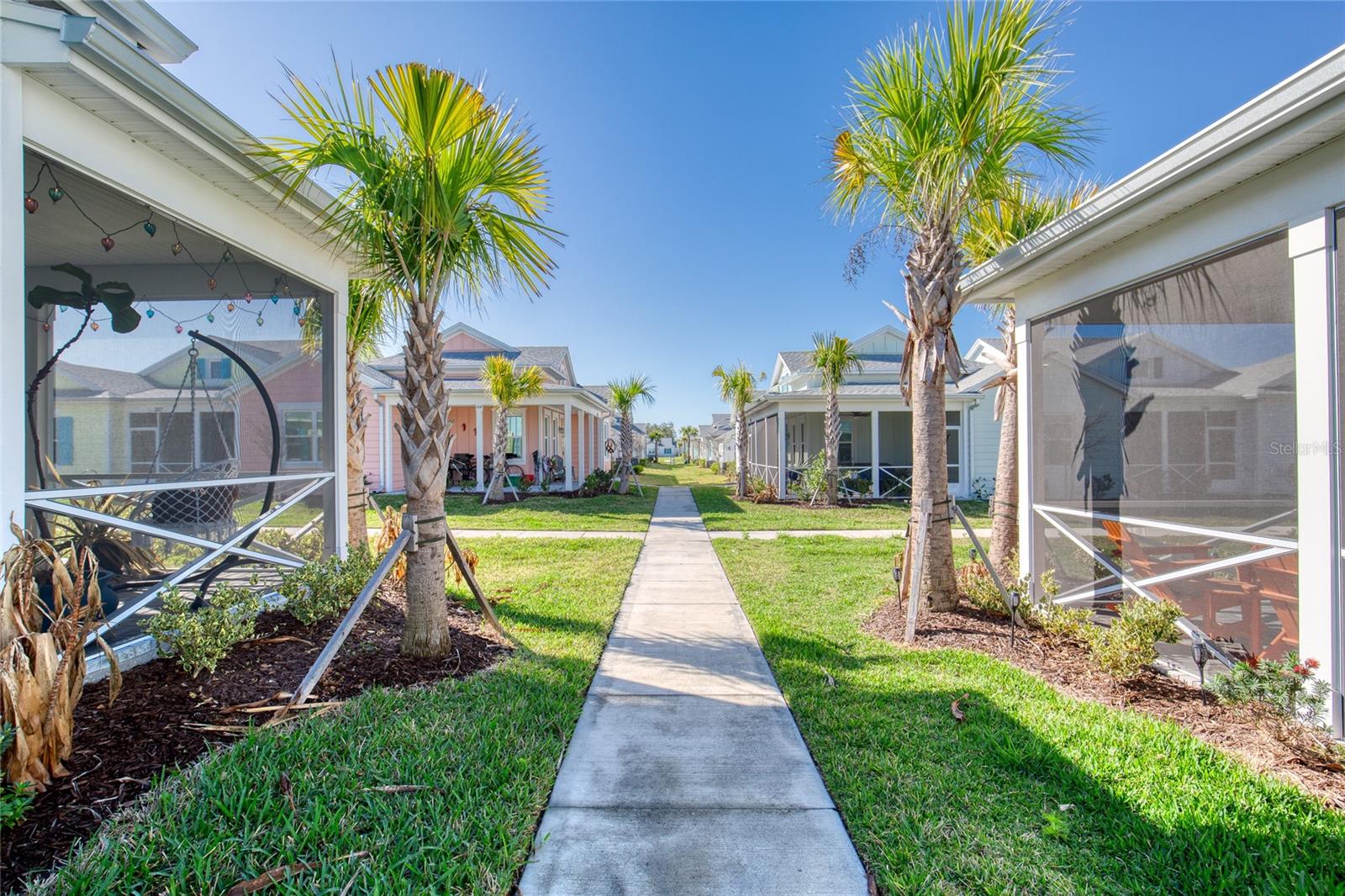 373 Hang Loose Way Property Photo 4