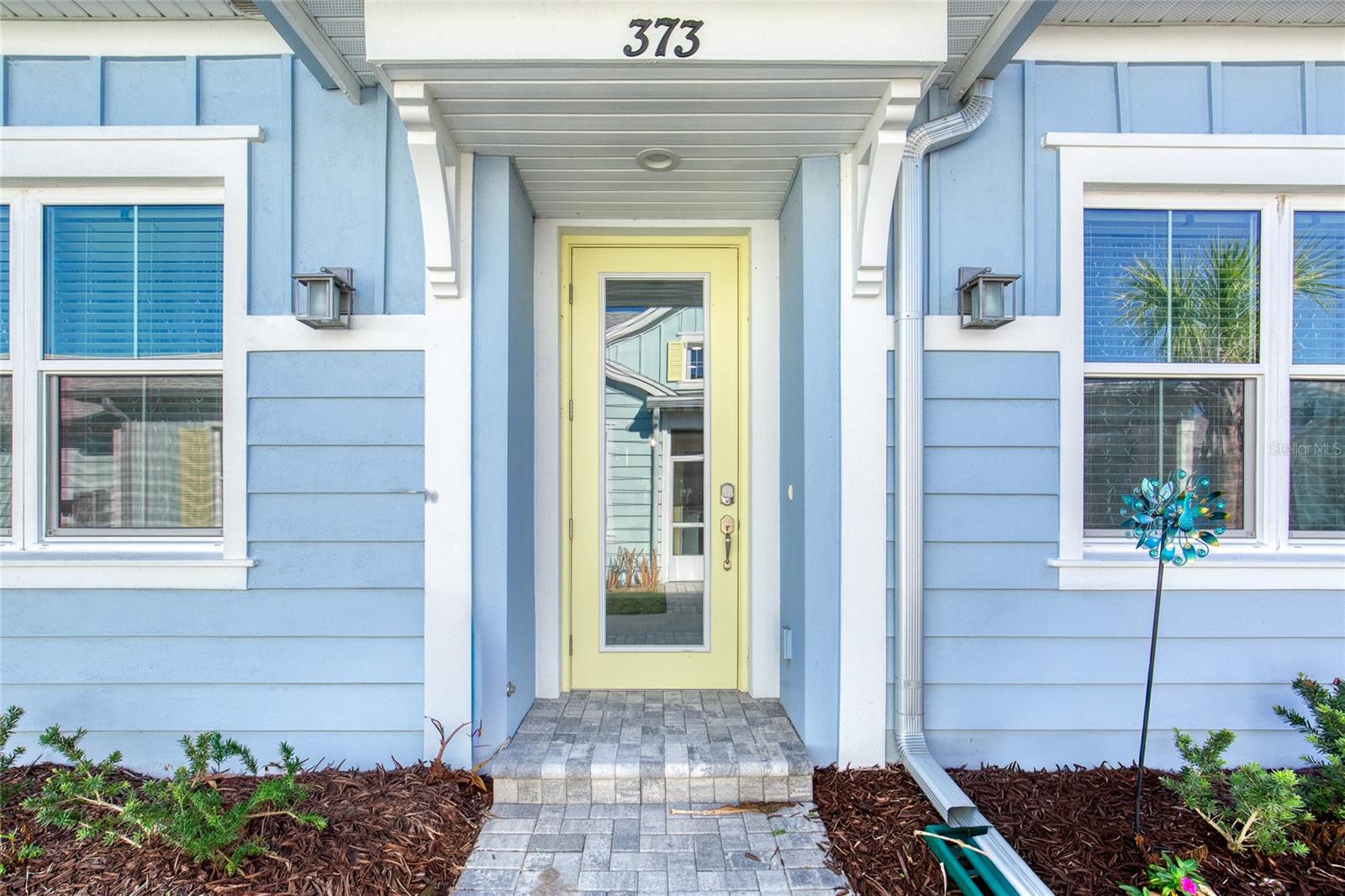373 Hang Loose Way Property Photo 6