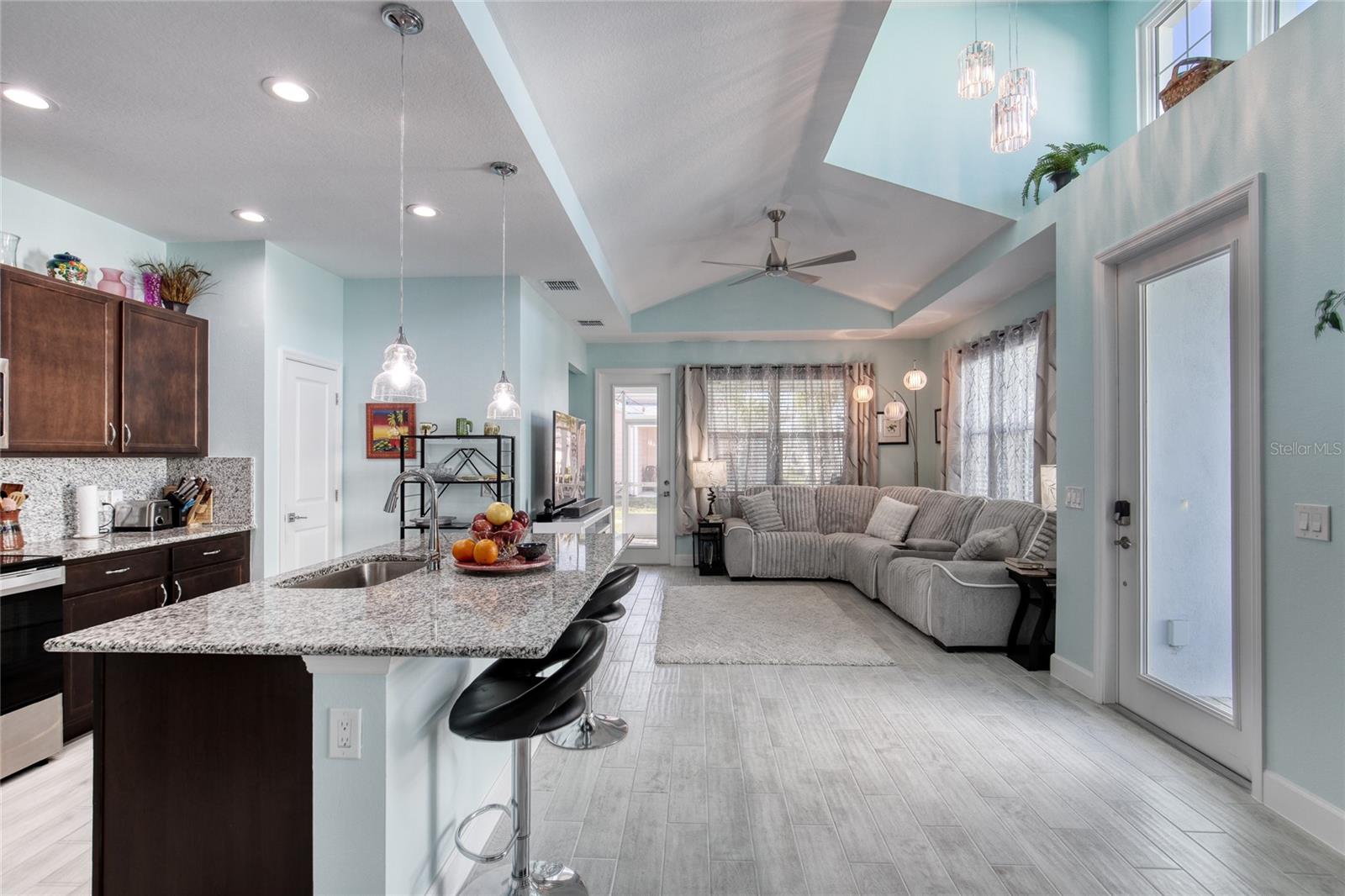 373 Hang Loose Way Property Photo 10