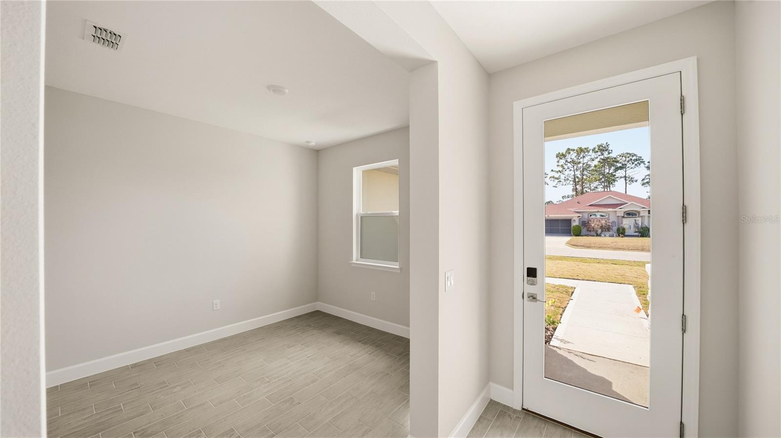 34 Seville Orange Path Property Photo 4