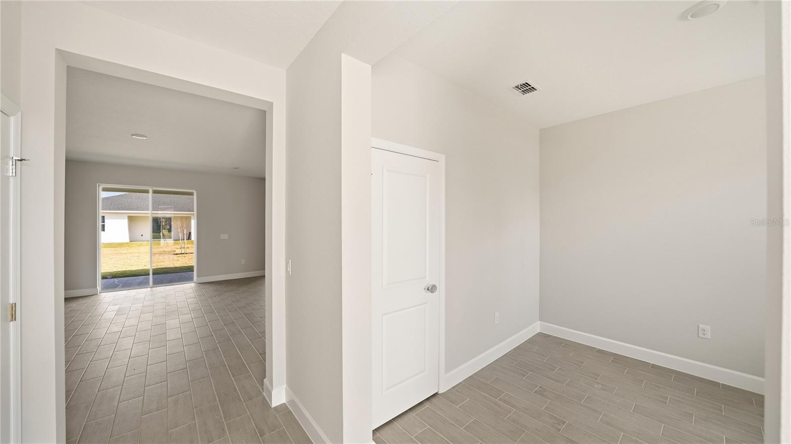 34 Seville Orange Path Property Photo 5