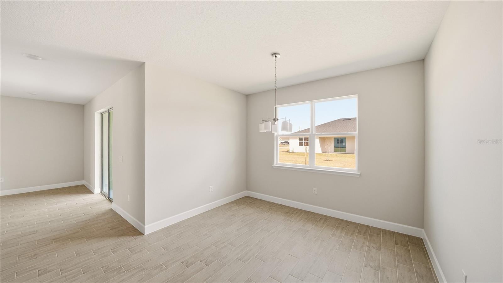 34 Seville Orange Path Property Photo 11