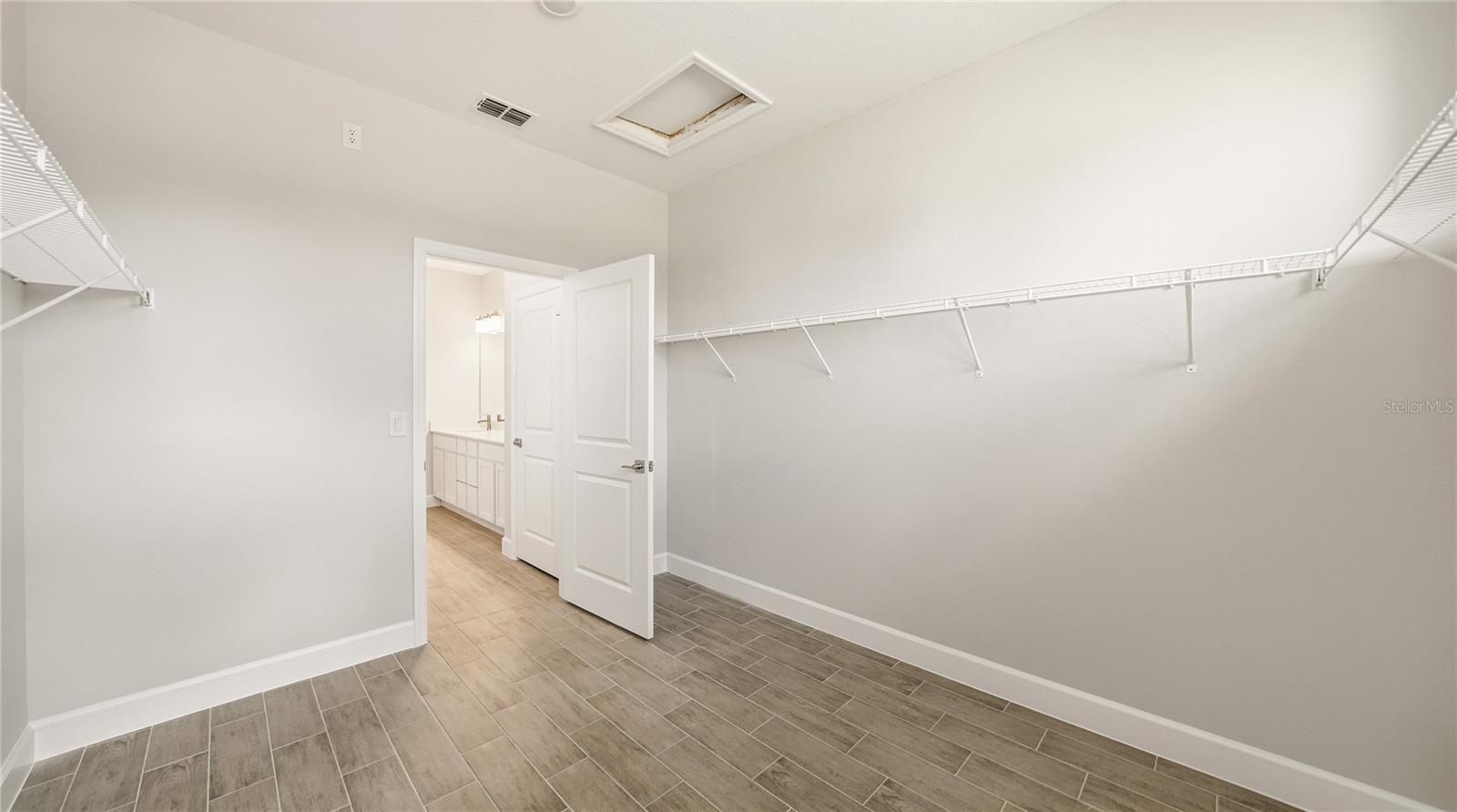 34 Seville Orange Path Property Photo 26
