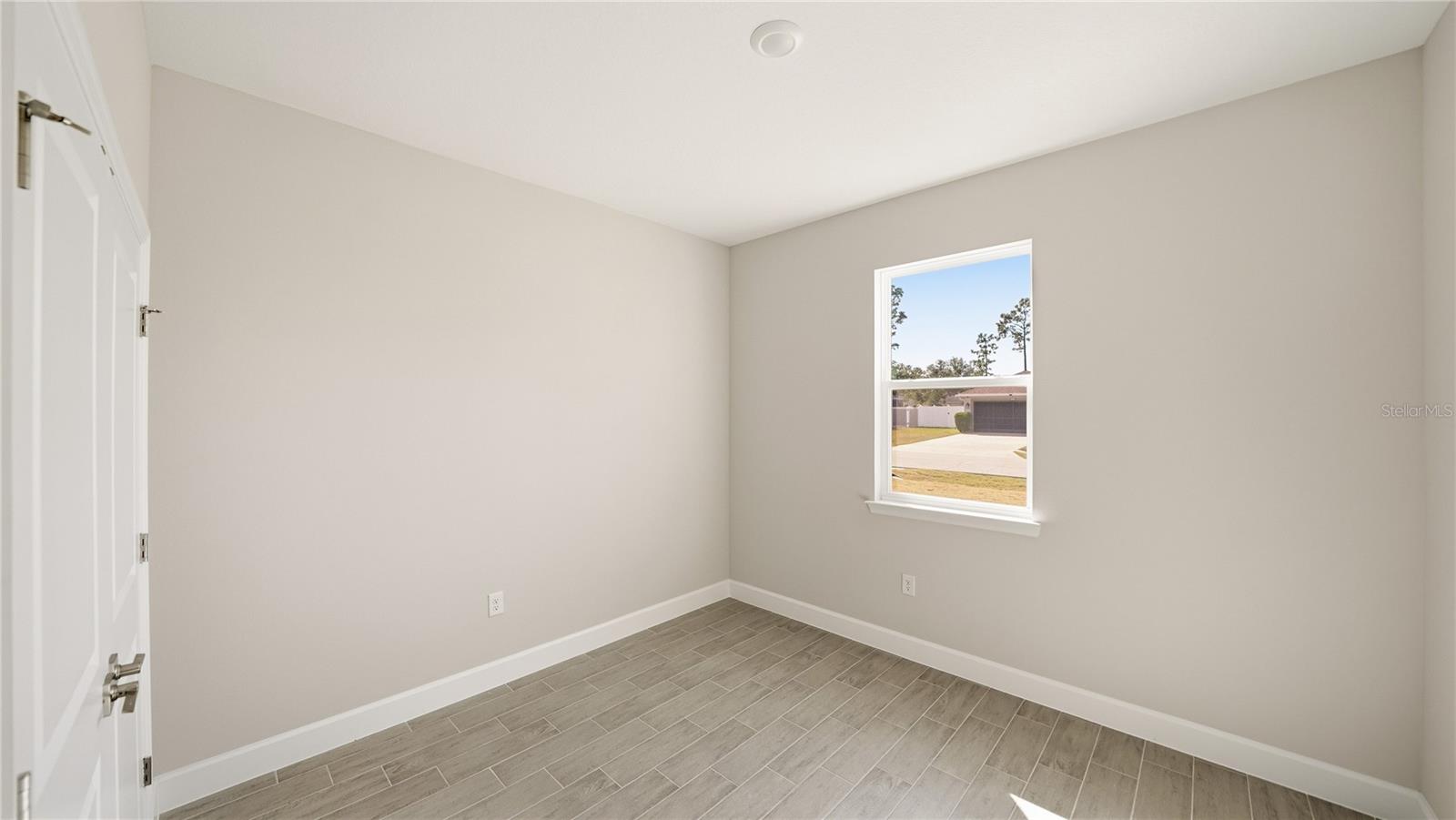 34 Seville Orange Path Property Photo 29