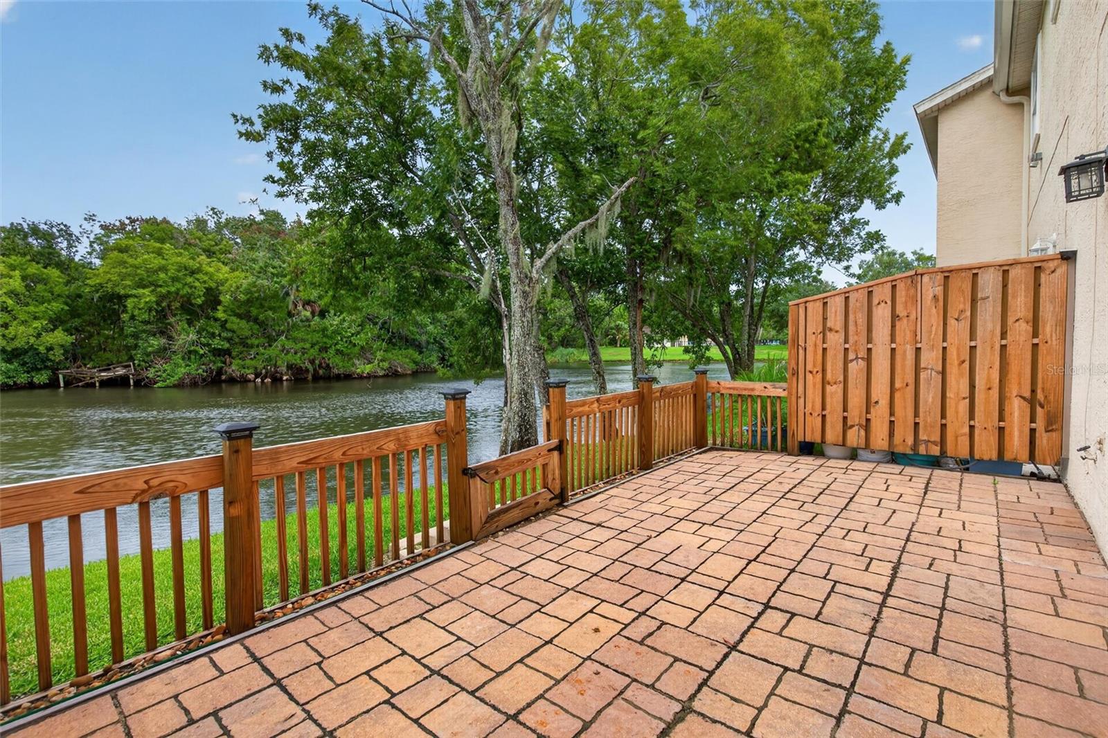 525 Lake Bridge Dr Property Photo 88
