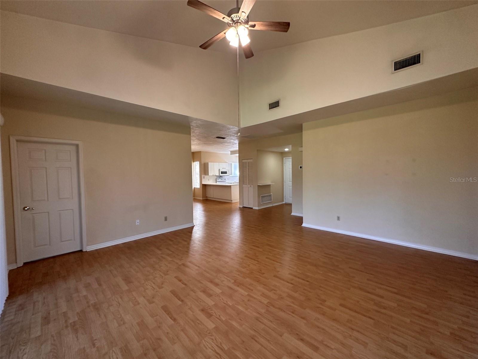 35 Magnolia Ave #35 Property Photo 7