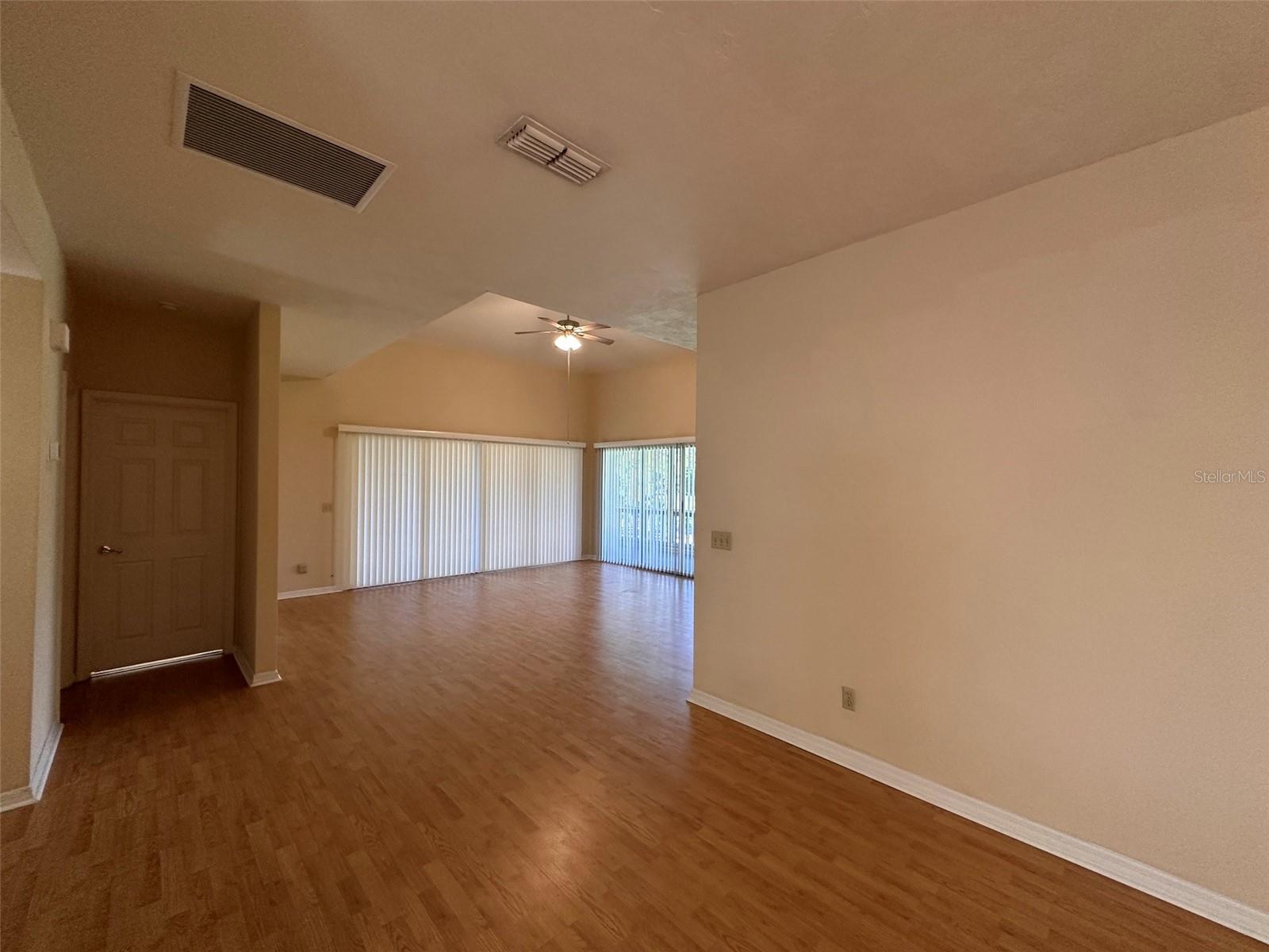 35 Magnolia Ave #35 Property Photo 8