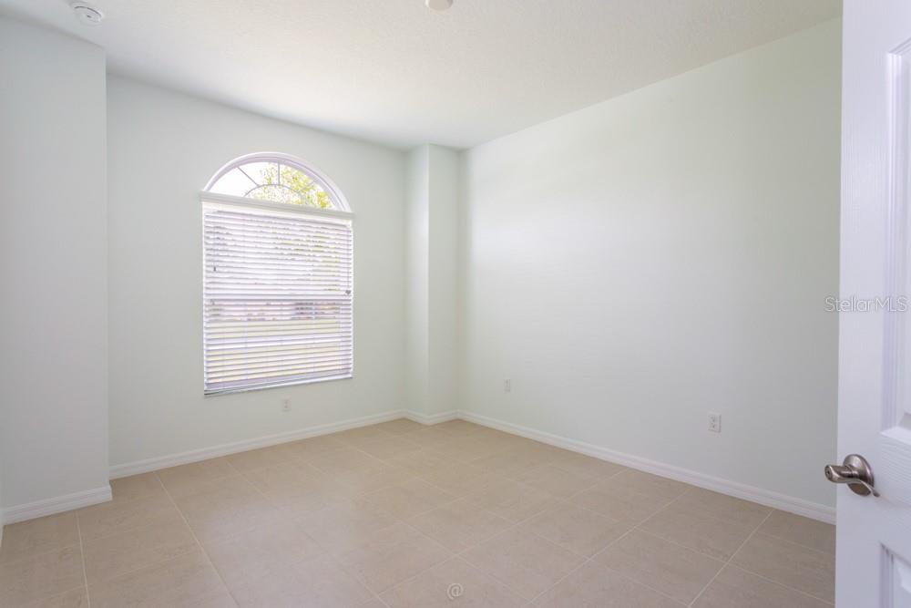 10 Fischer Ln Property Photo 25