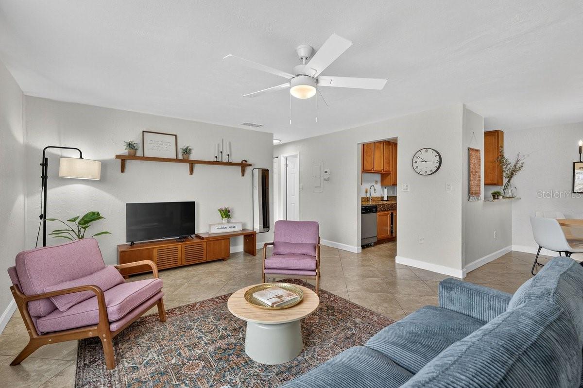 102 S Peninsula Dr #202 Property Photo 5