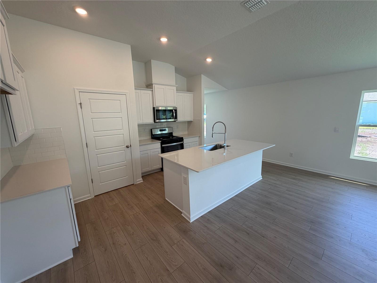 5 Mulligan Way Property Photo 12