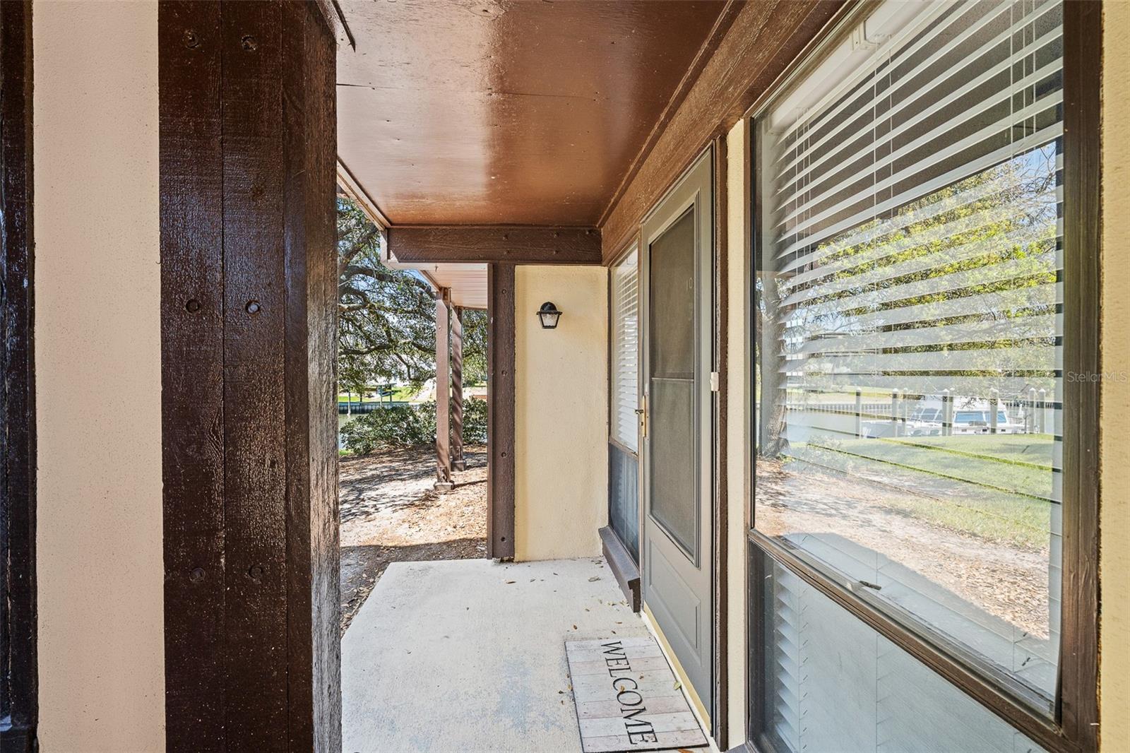 42 Club House Dr #101 Property Photo 2