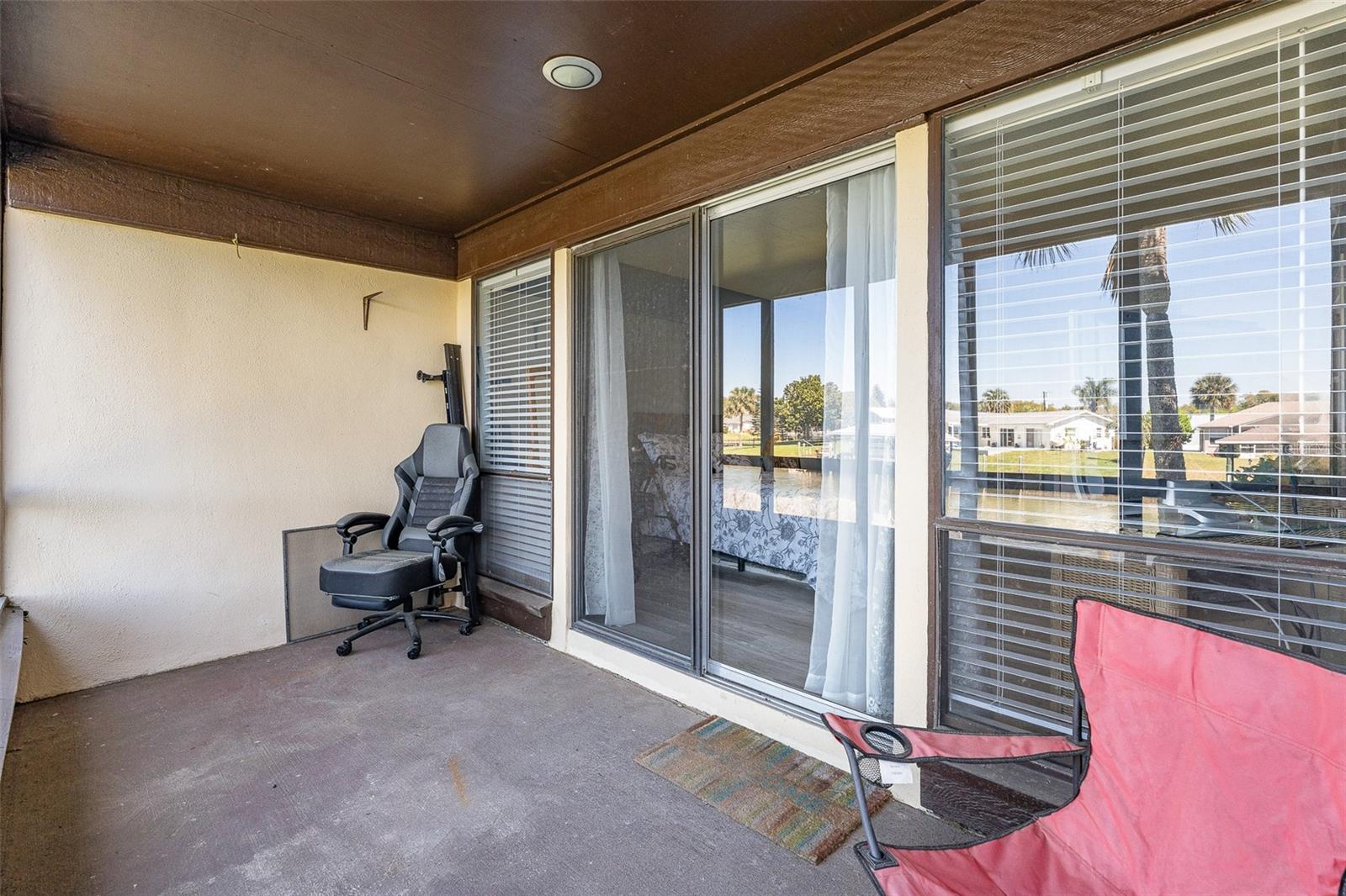 42 Club House Dr #101 Property Photo 21