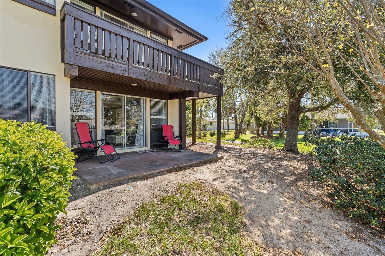 42 Club House Dr #101 Property Photo 30