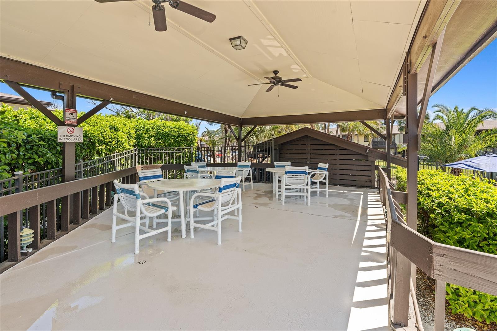42 Club House Dr #101 Property Photo 35