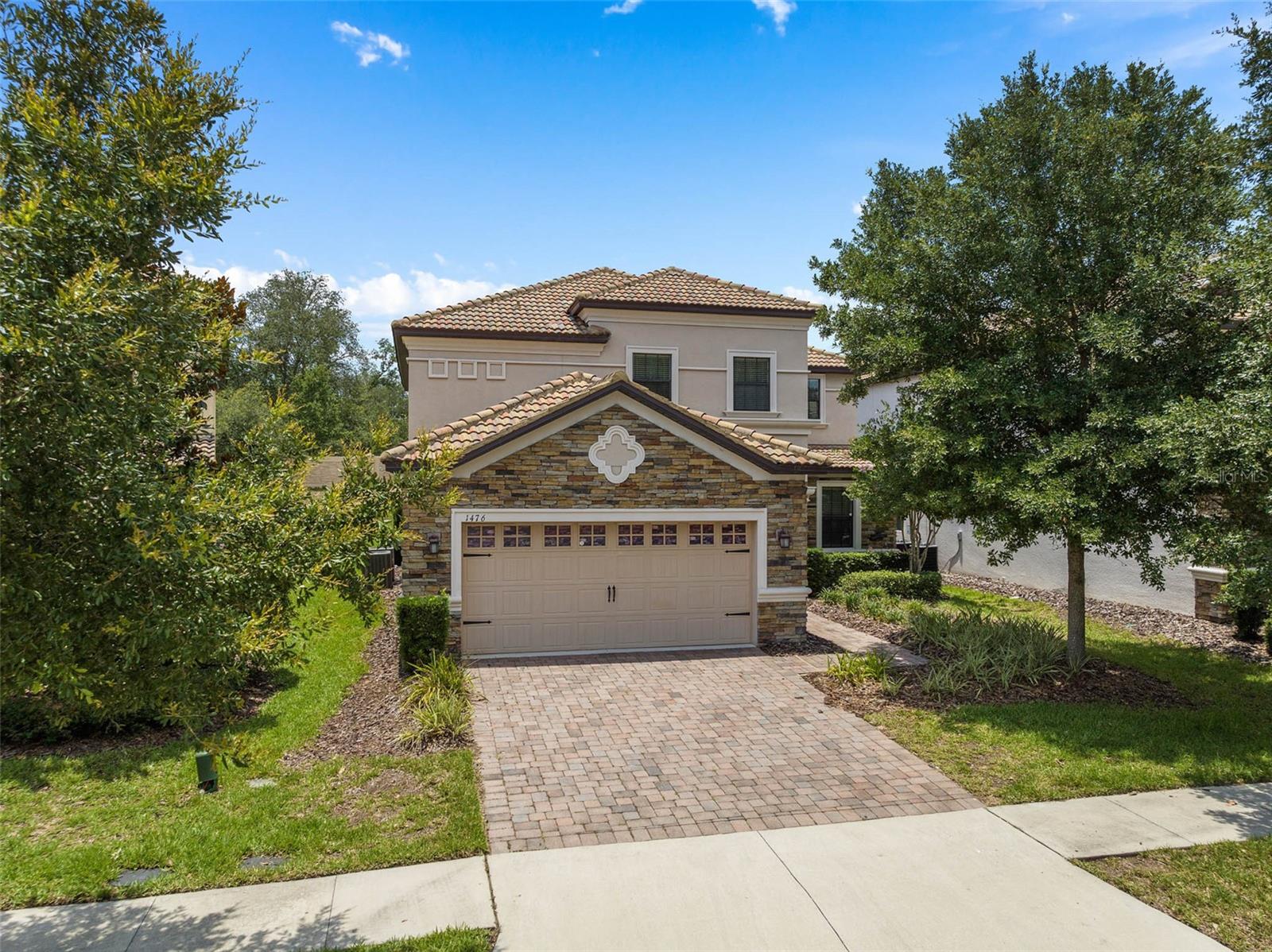1476 Moon Valley Dr Property Photo 1
