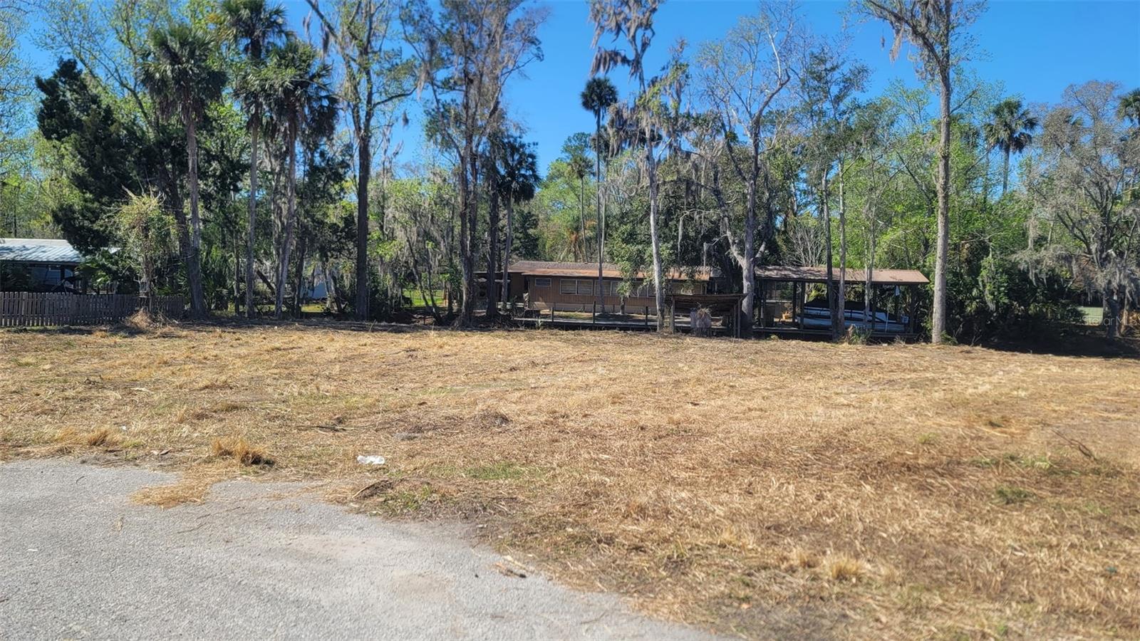 55813 Sam St Property Photo 4