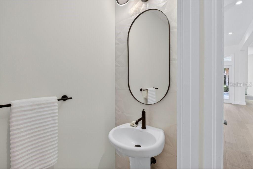 6 Riviera Pl Property Photo 25