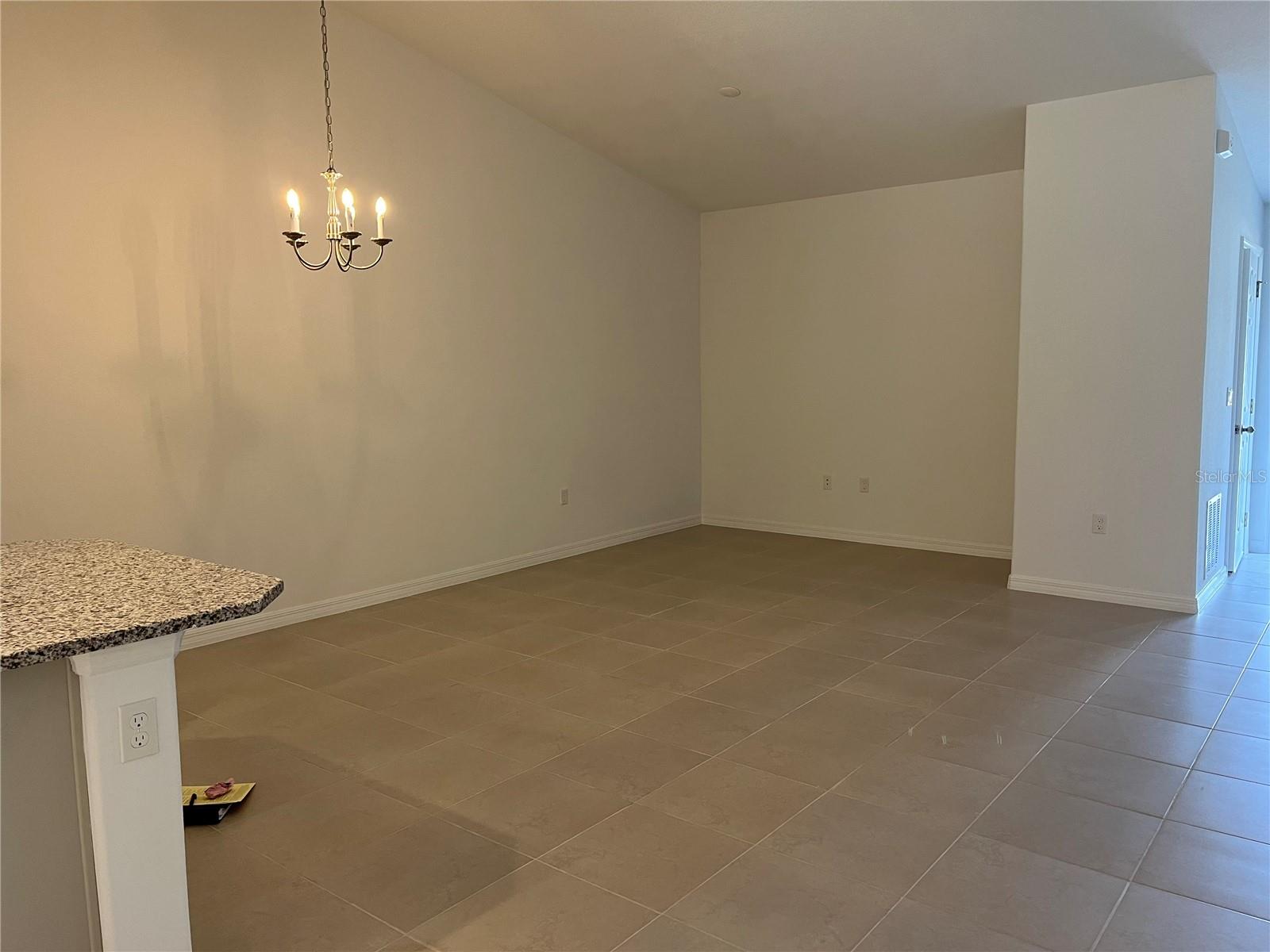 17 Freneau Ln #a&b Property Photo 5