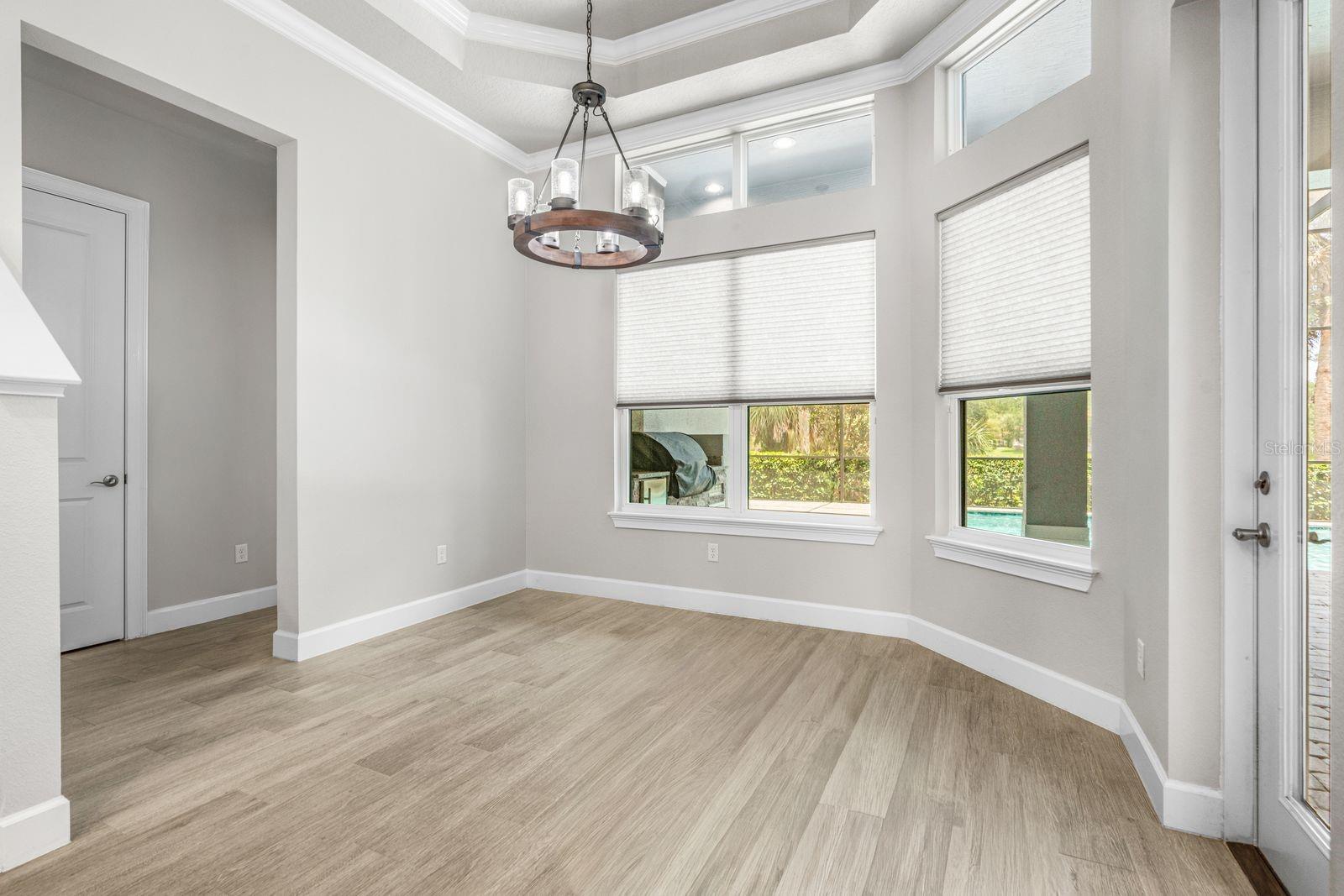 534 Wingspan Dr Property Photo 13