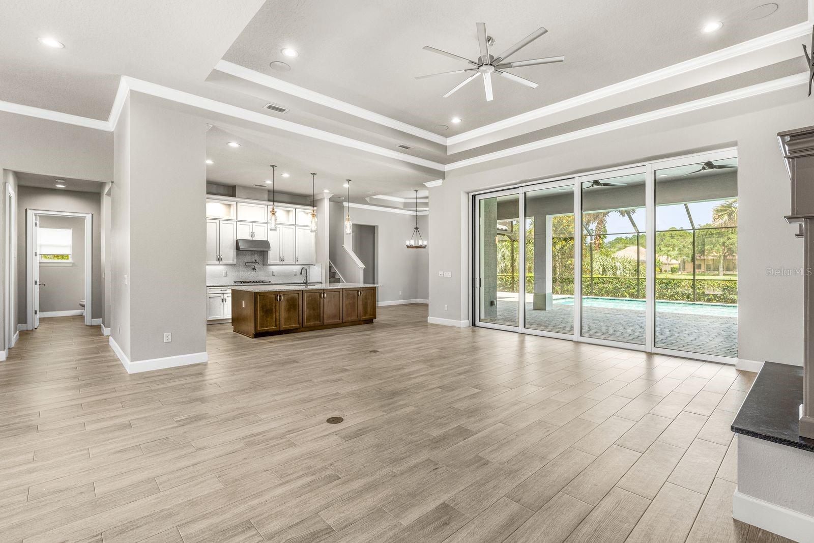534 Wingspan Dr Property Photo 18
