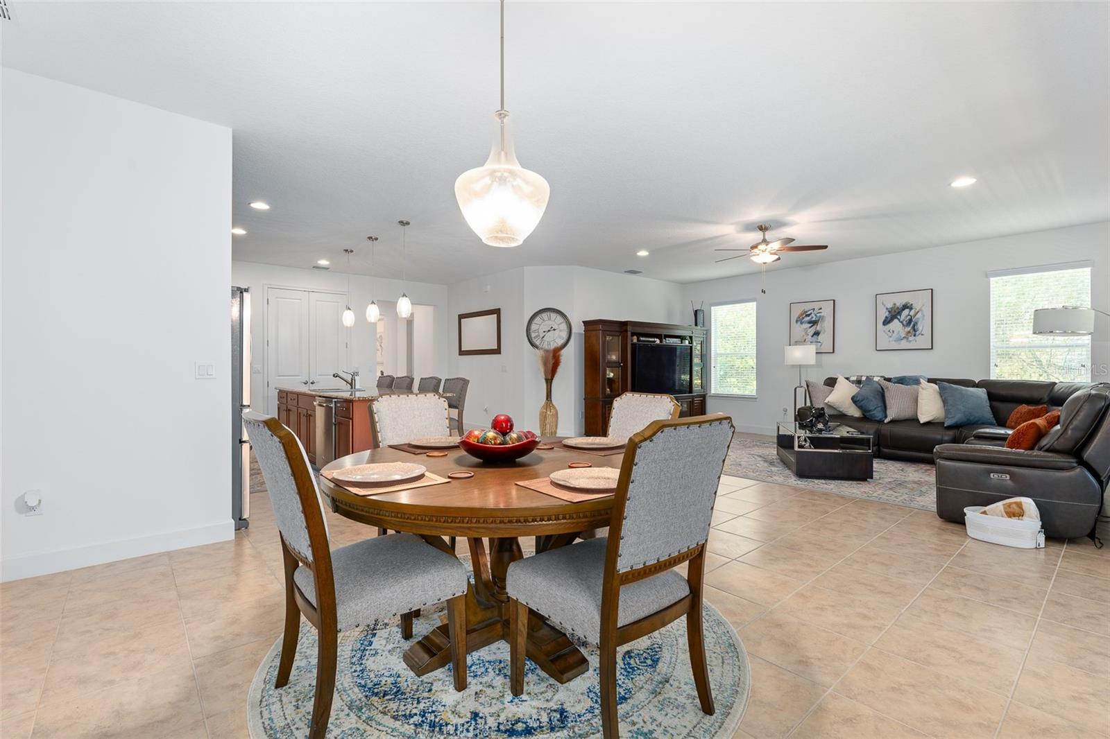 685 Aldenham Ln Property Photo 21